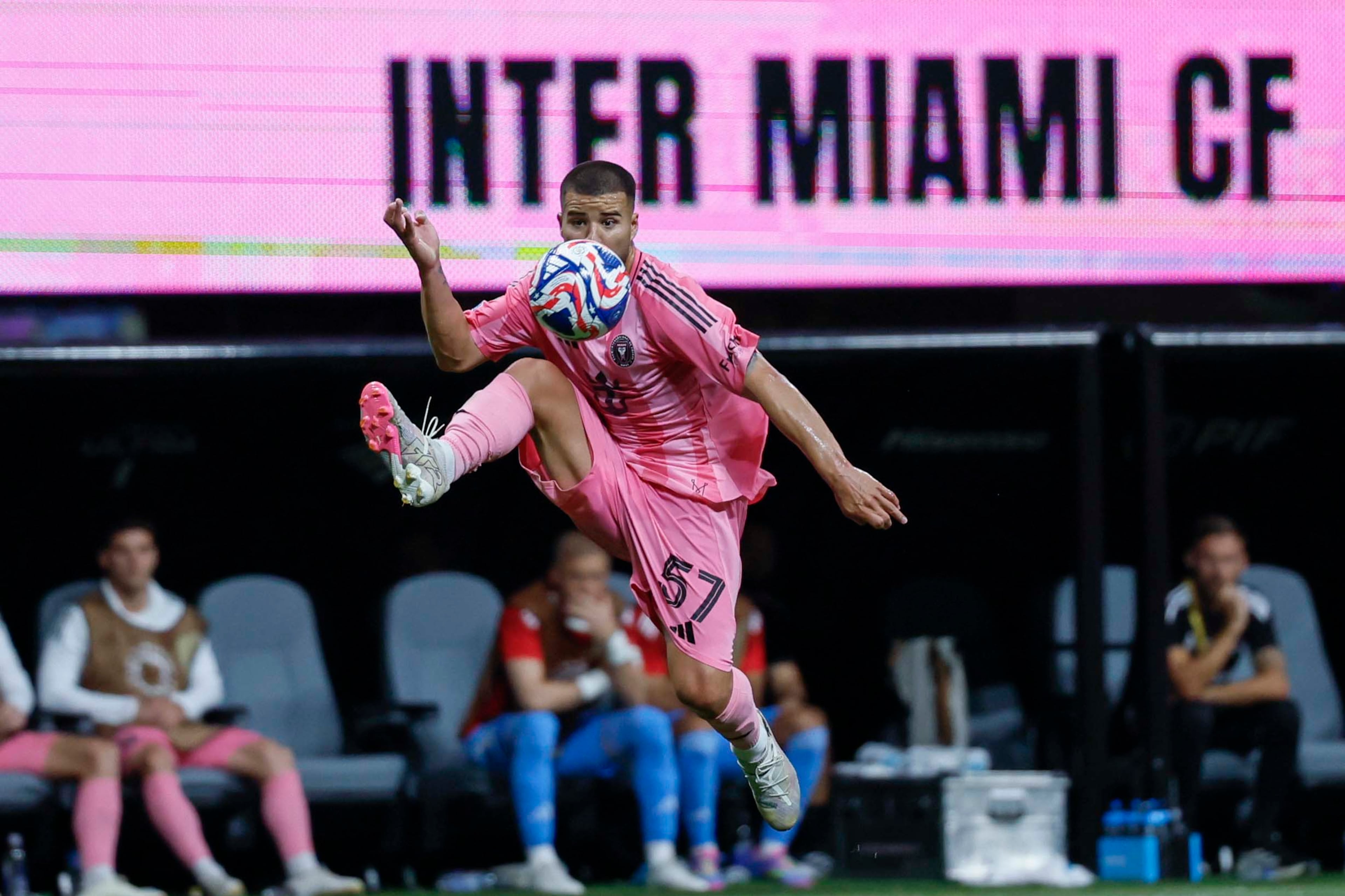 Inter Miami defender Marcelo Weigandt (57) contrls the ball during the Club World Cup round of 16 soccer match between Paris Saint-Germain FC and Inter Miami in Atlanta, Georgia, on Sunday, June 29, 2025.
(Miguel Martinez/ AJC)