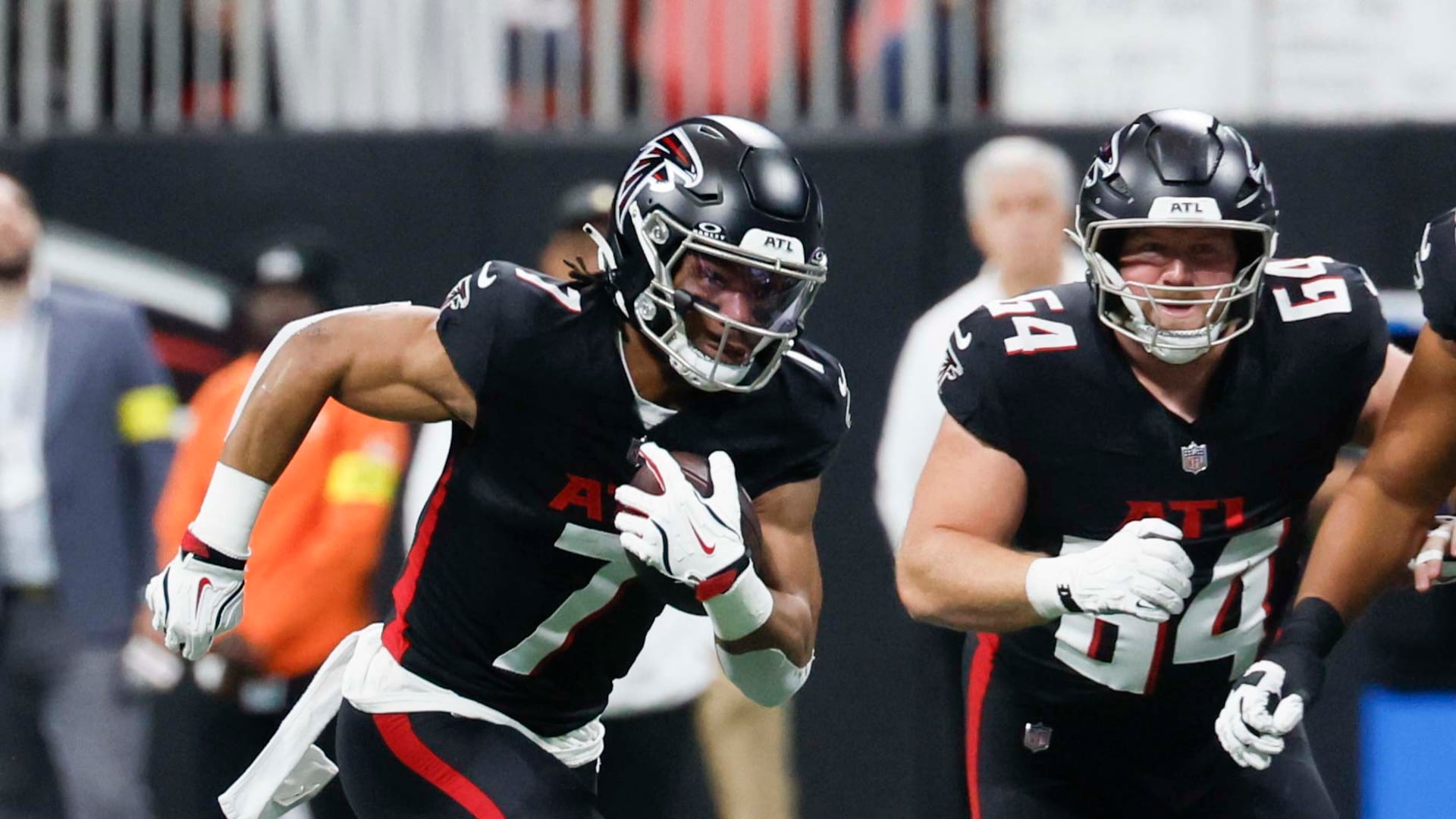 B.jan R Atlanta Falcons’ Bijan Robinson earns first-team All-Pro honors from AP