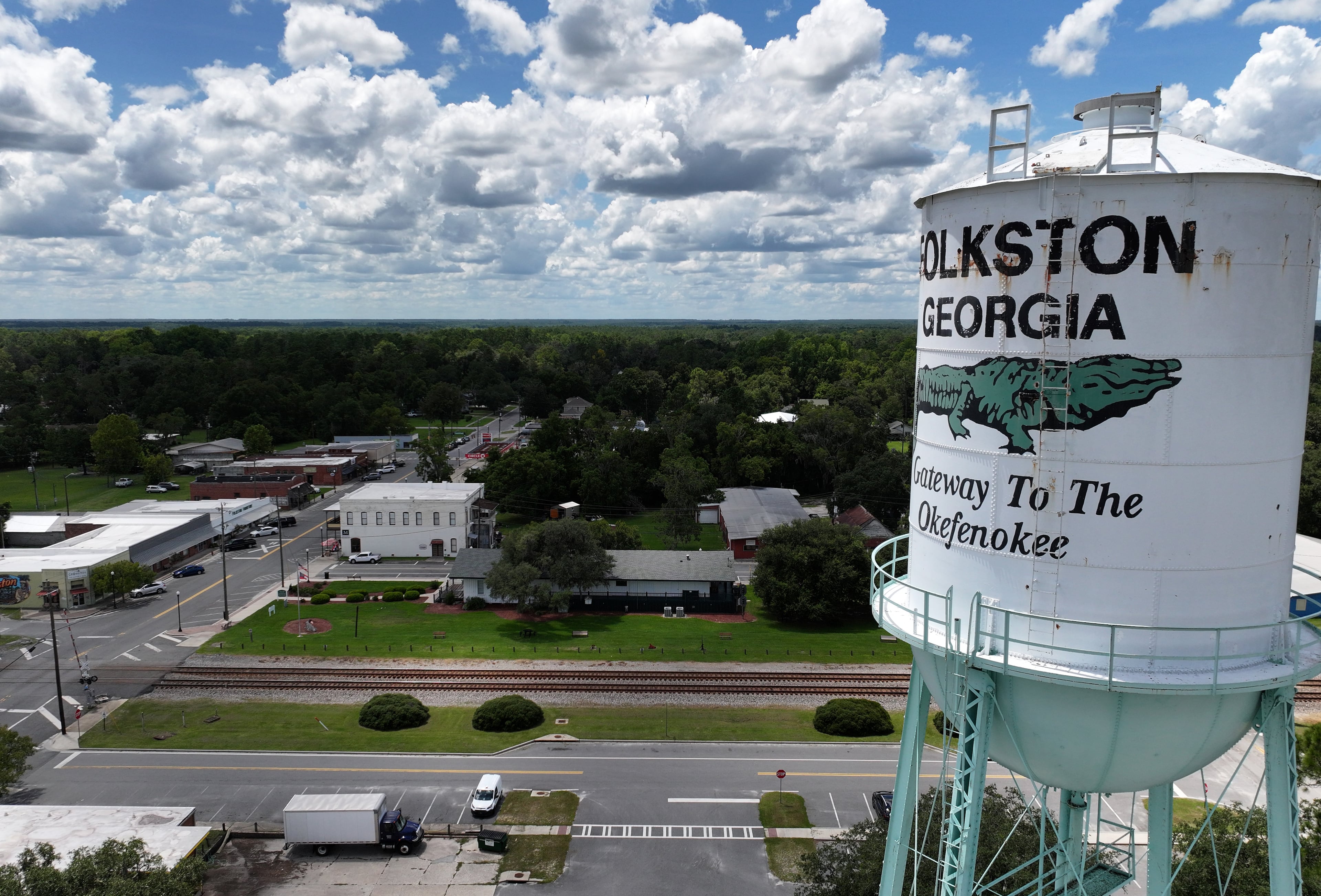 Aerial photo shows downtown Folkston, Tuesday, August 12, 2025. (Hyosub Shin/AJC)