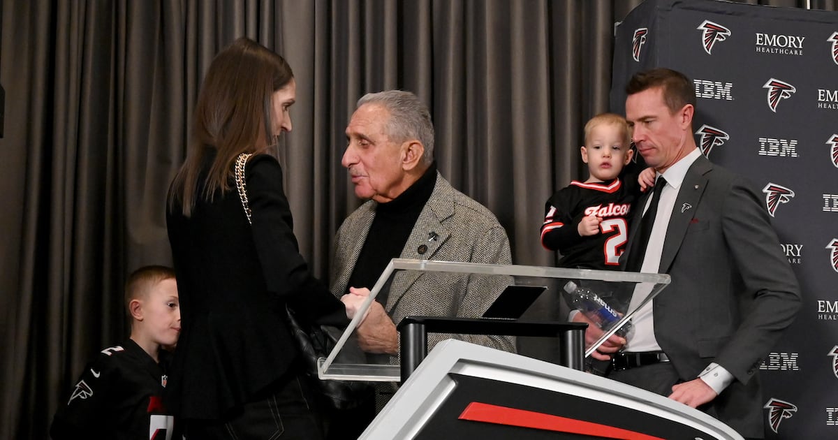 Matt Ryan은 Falcons의 문화를 바꾸기로 결심한 Michael Penix를 지원합니다. Matt Ryan은 Falcons의 문화를 바꾸기로 결심한 Michael Penix를 지원합니다.