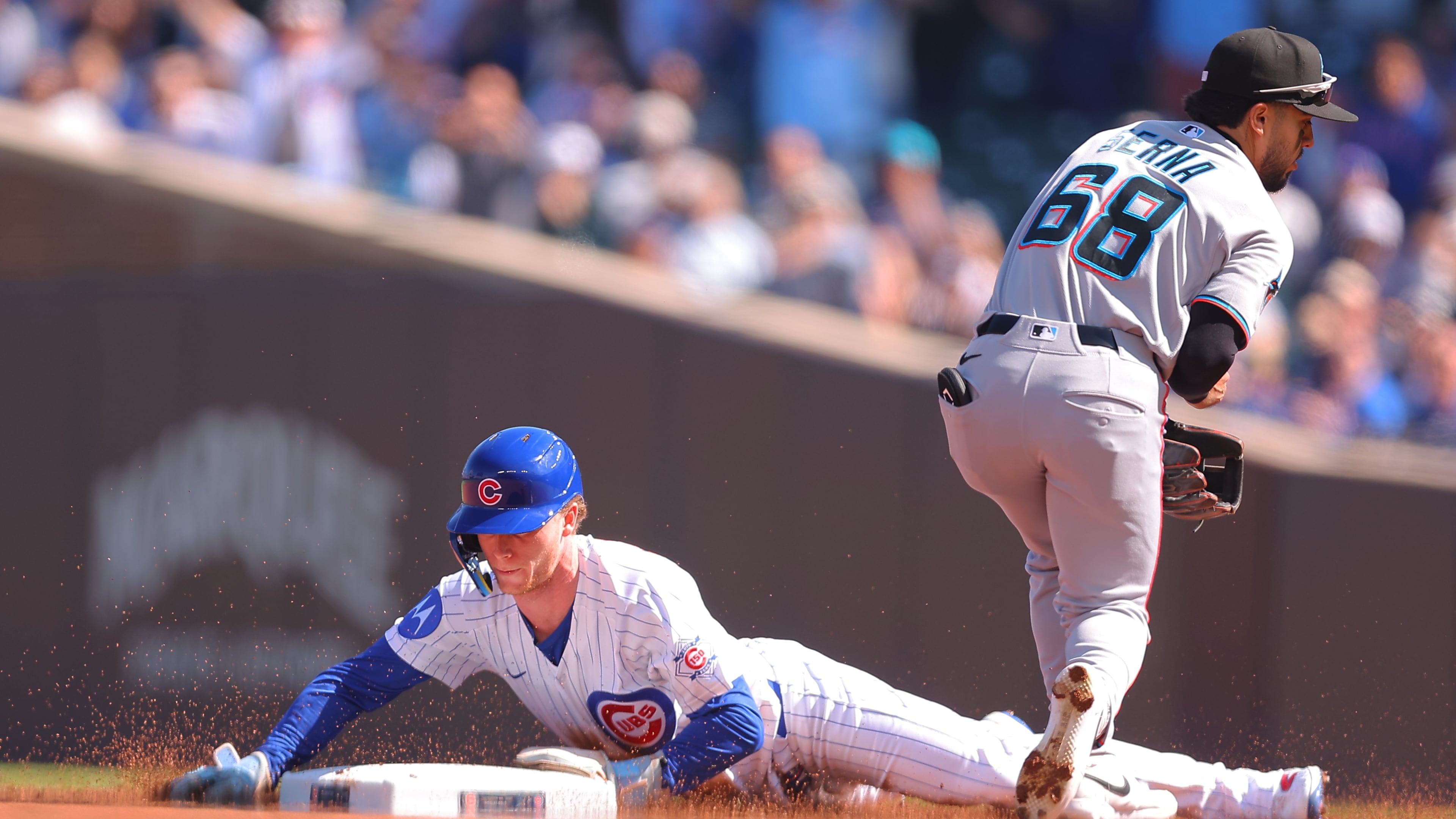 Chicago Cubs' Pete Crow-Armstrong steals second base for his 40th steal of the season during the first inning of a baseball game against the Miami Marlins, Thursday , Sept. 24, 2026, in Chicago. (AP Photo/Melissa Tamez)