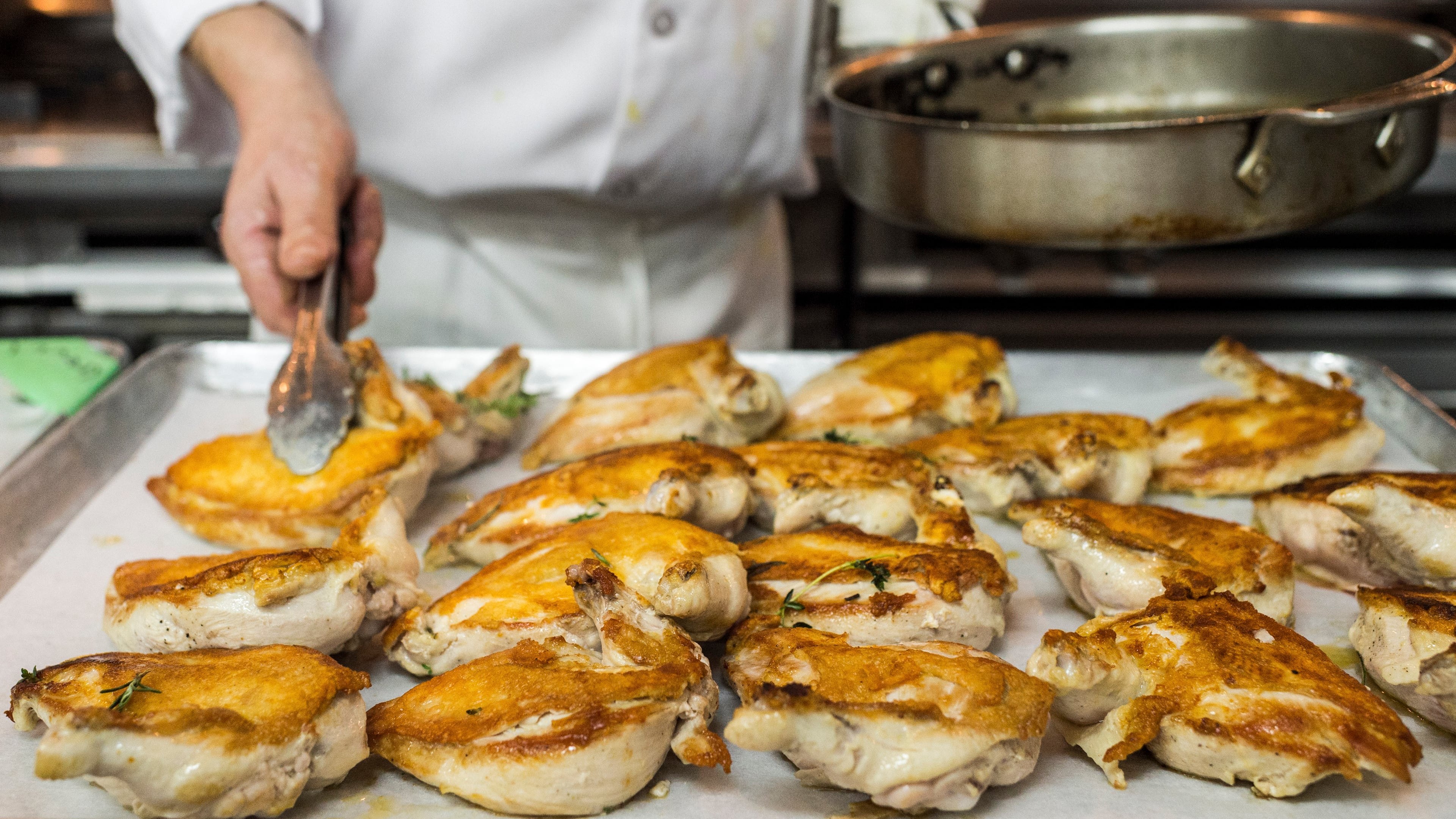 A demonstration of food preparation for Delta One international flights in New York, Feb. 9, 2016. Delta has struck an alliance with Union Square Hospitality Group, the food service empire behind Shake Shack and restaurants like Union Square Cafe, with the goal of serving food in its Delta One cabin on international flights that is as just as good as the food set on the table in Union Square’s restaurants.
