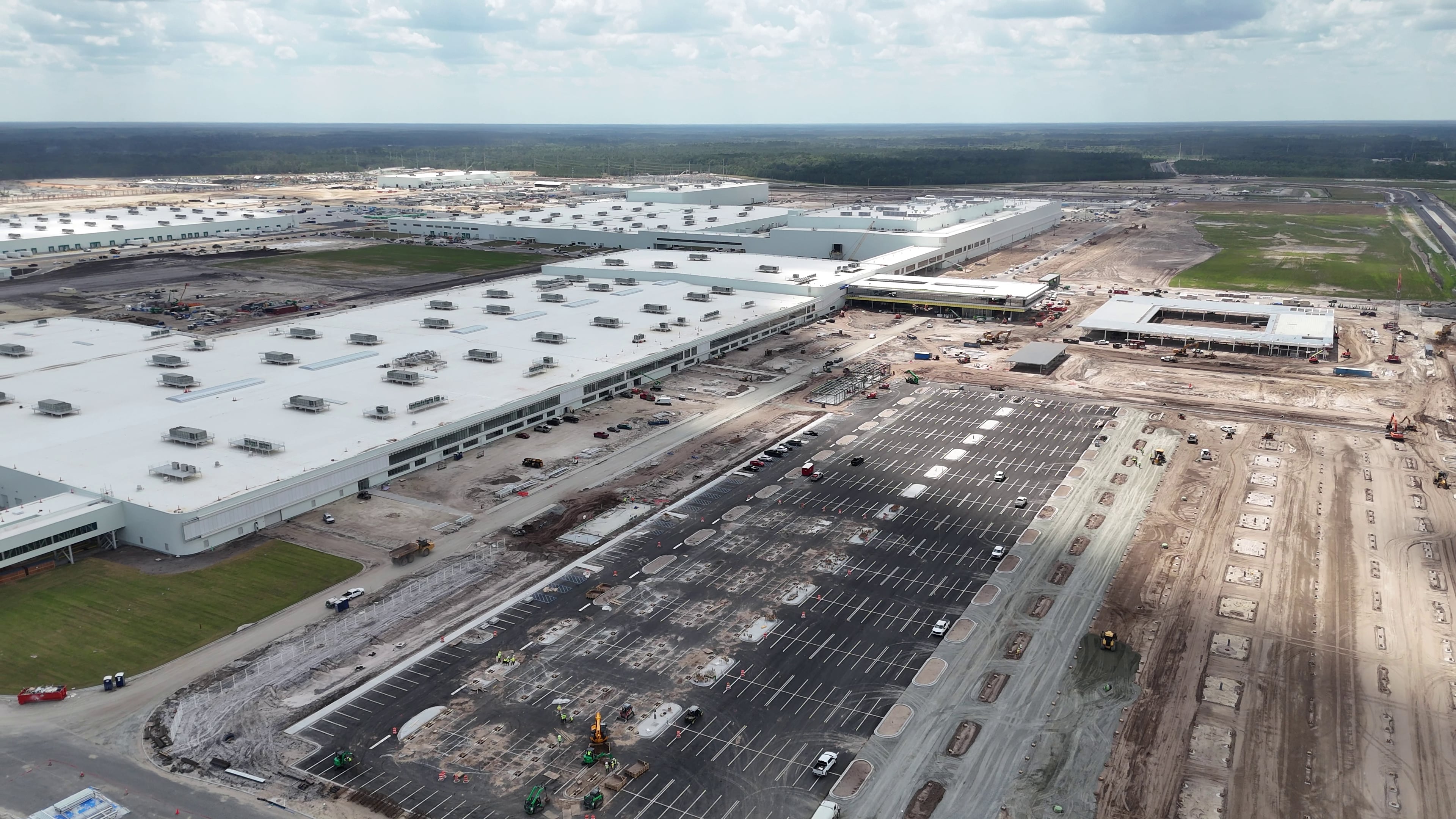 Production is underway at the Hyundai Motor Group electric vehicle assembly plant, seen here on June 18, 2024. The 16 million-square-foot facility, along with an EV battery plant currently under construction, will use up to 4 million gallons of freshwater daily in their operations. (Photo courtesy of HMGNA)
