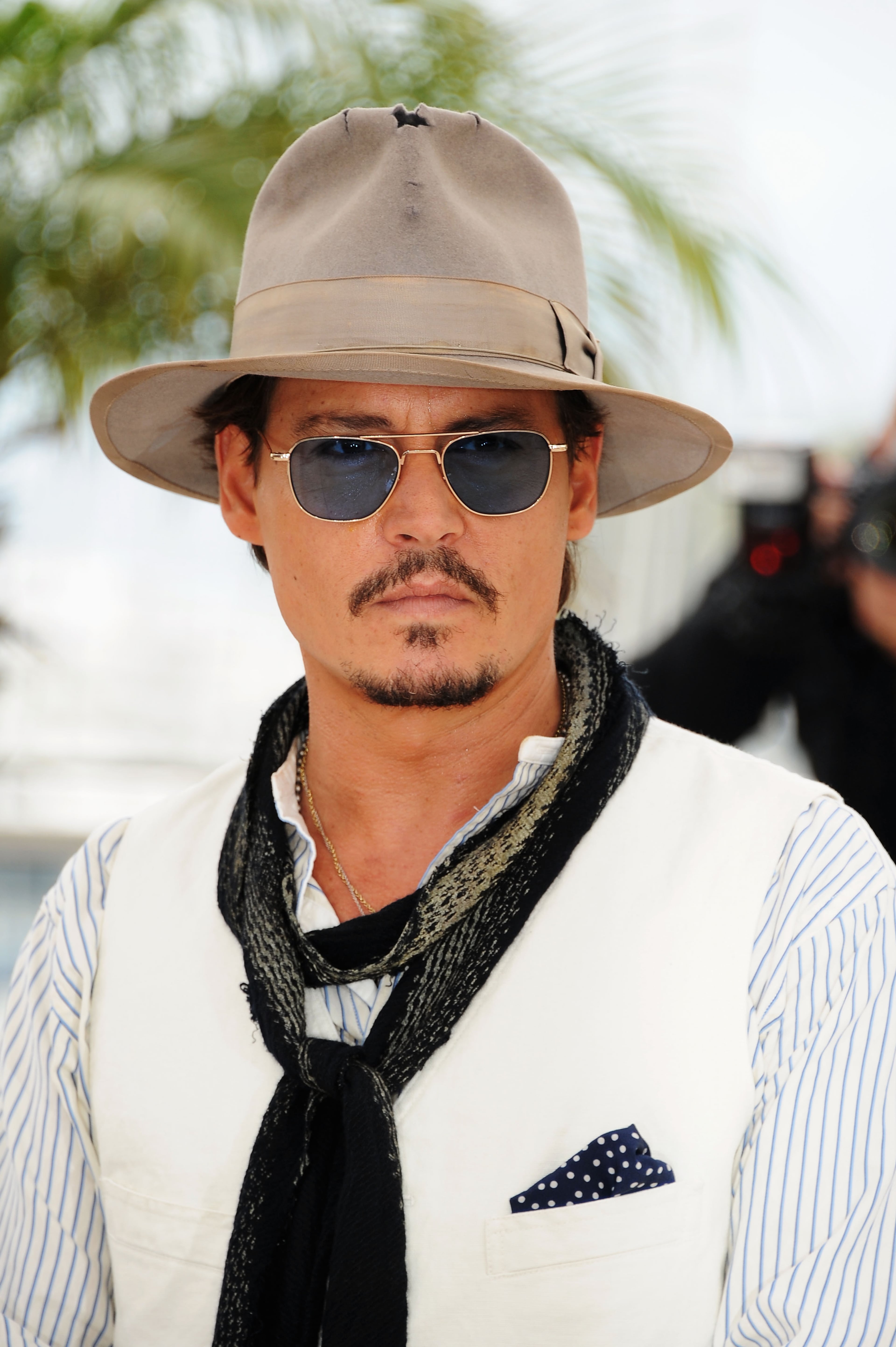 CANNES, FRANCE - MAY 14: Actor Johnny Depp attends the "Pirates of the Caribbean: On Stranger Tides" photocall at the Palais des Festivals during the 64th Cannes Film Festival on May 14, 2011 in Cannes, France. (Photo by Francois Durand/Getty Images)