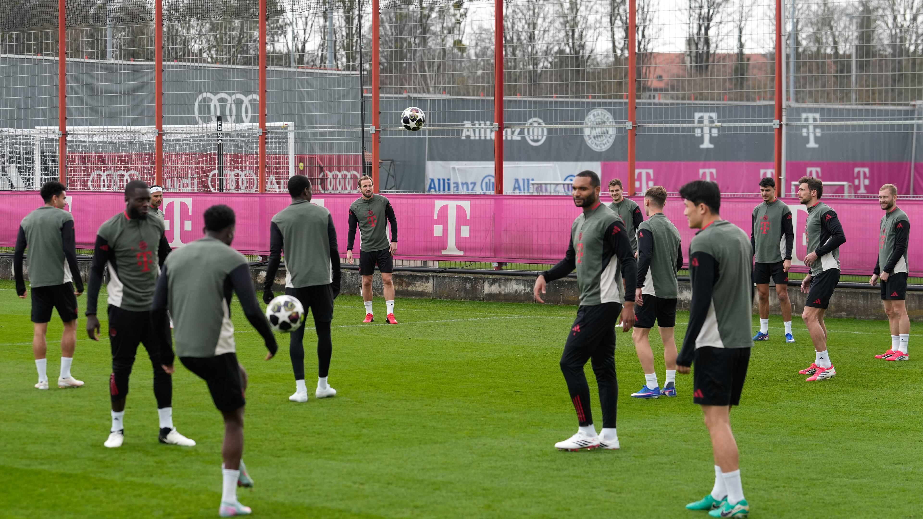 Bayern players arrive for a training session in Munich, Germany, Monday, March 9, 2026, ahead of the Champions League round of 16 soccer match between Atalanta Bergamo and FC Bayern. (AP Photo/Matthias Schrader)