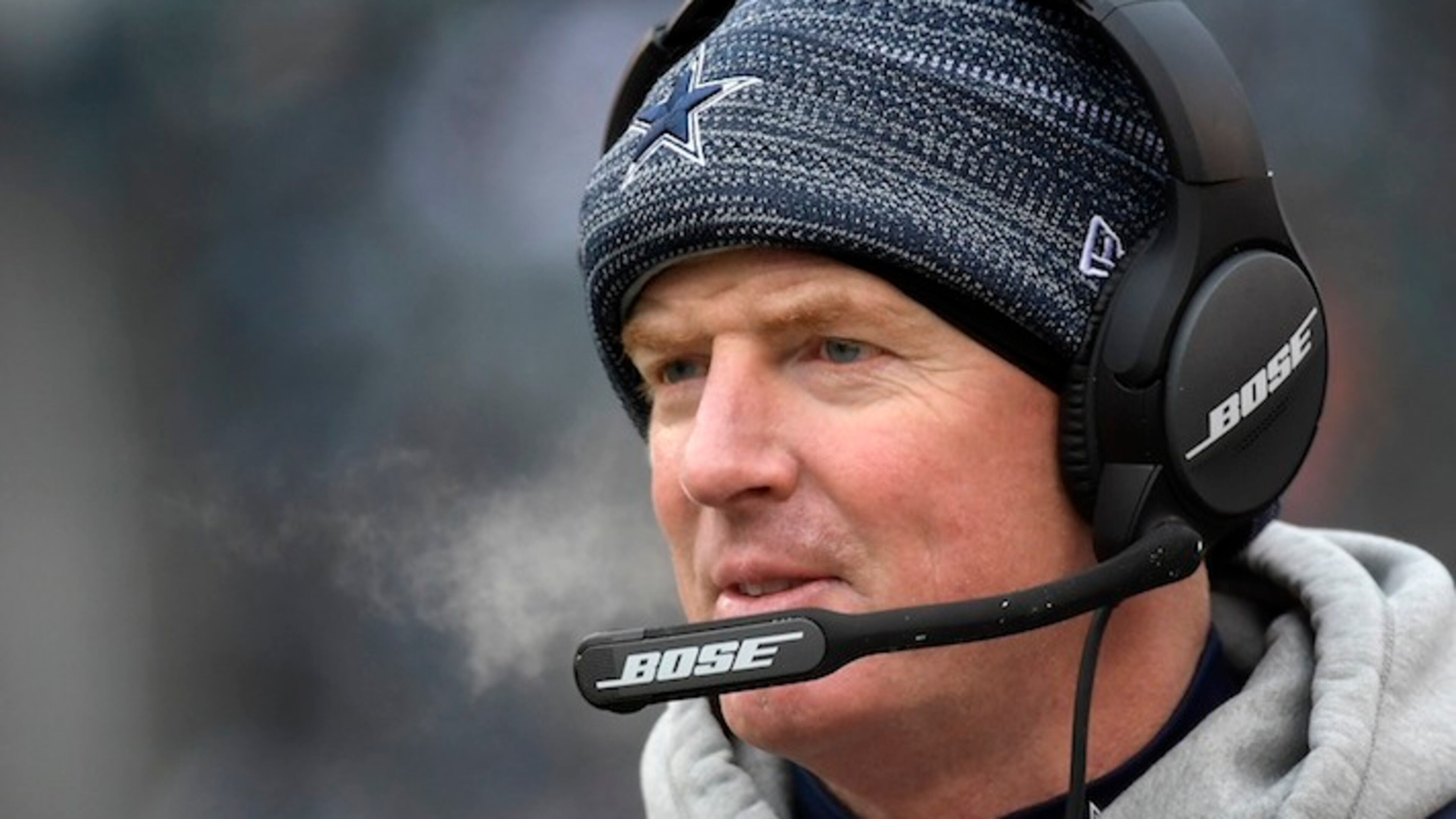 Dallas Cowboys head coach Jason Garrett on the sidelines against the Philadelphia Eagles at Lincoln Financial Field in Philadelphia on December 31, 2017. (Max Faulkner/Fort Worth Star-Telegram/TNS)