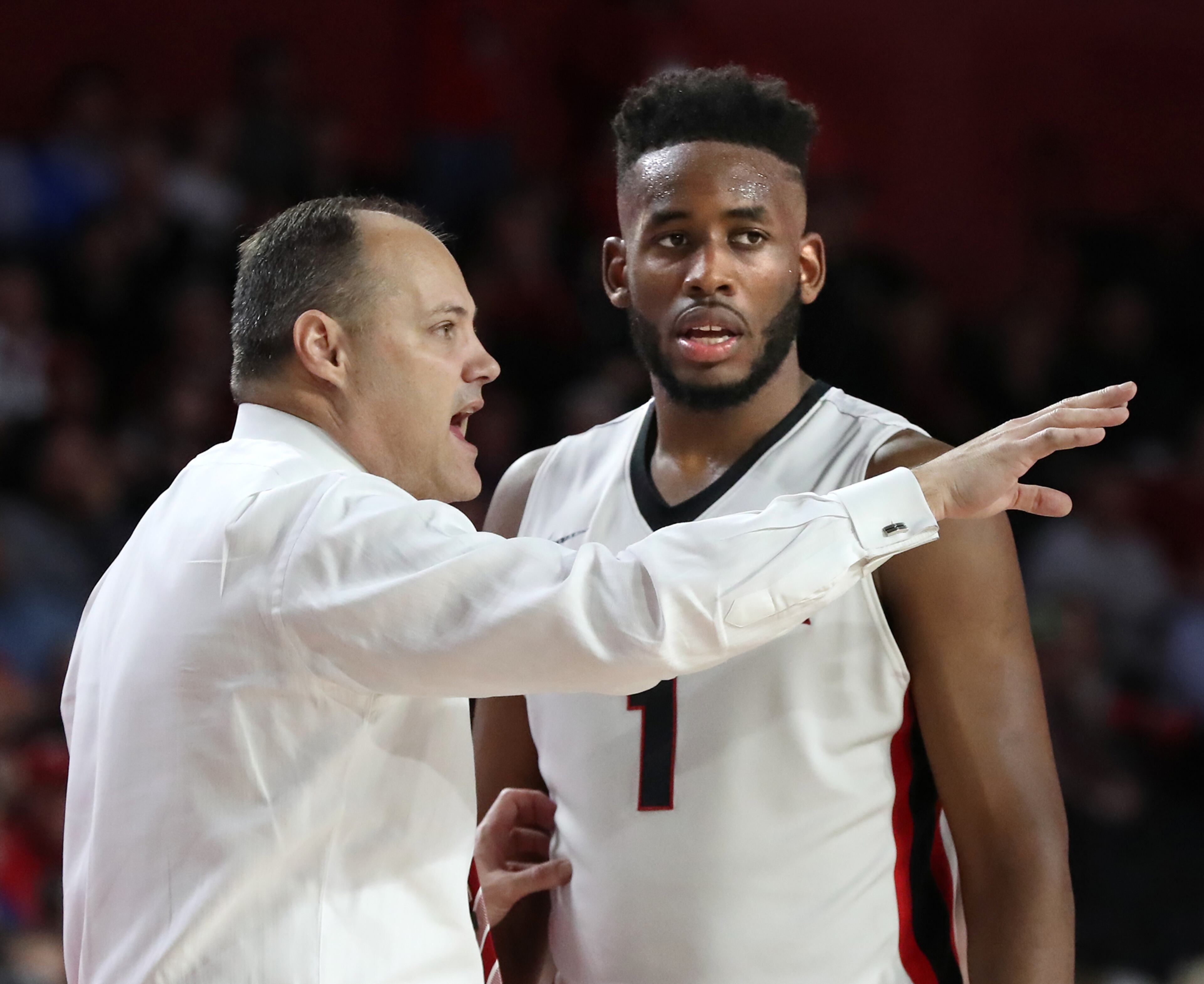 Feb 28, 2018 Athens: Georgia head coach Mark Fox coaches up Yante Maten in the final home game of the season against Texas A&M on Wednesday, Feb 28, 2018, in Athens. Curtis Compton/ccompton@ajc.com