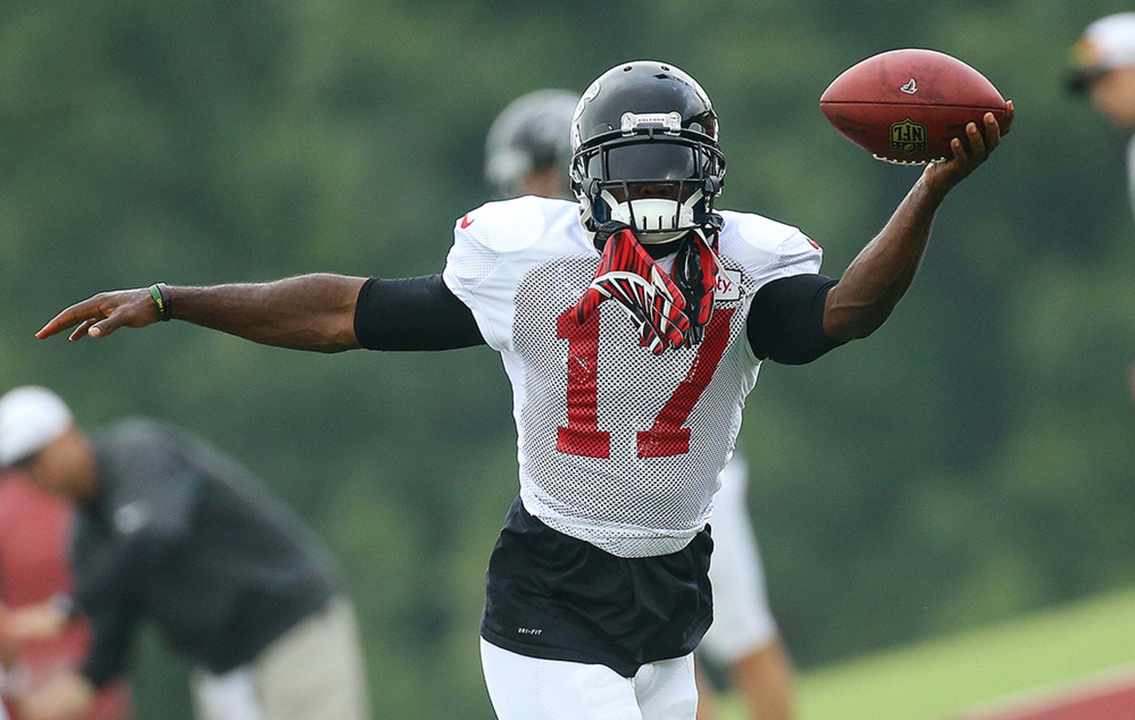 Falcons wide receiver Devin Hester makes a one-handed catch during team practice Tuesday in Flowery Branch.