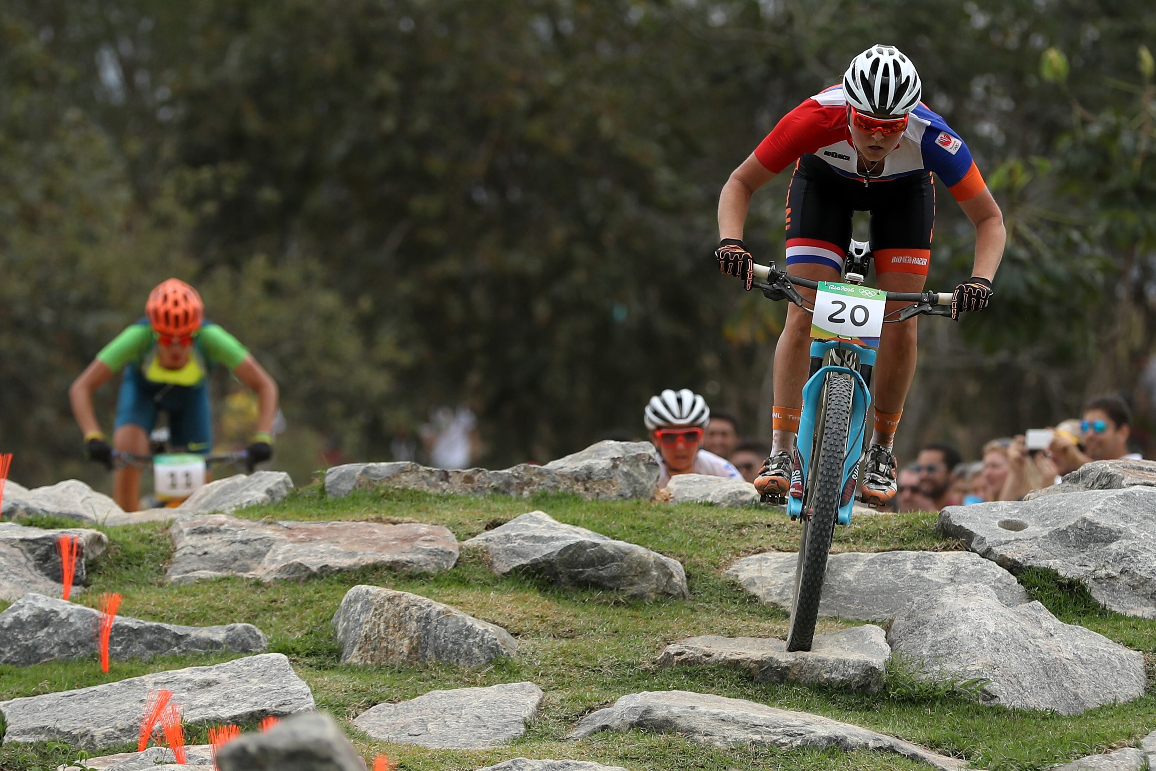 RIO DE JANEIRO, BRAZIL - AUGUST 20: Anne Terpstra of Netherlands races during the Women's Cross-Country Mountain Bike Race on Day 15 of the Rio 2016 Olympic Games at the Mountain Bike Centre on August 20, 2016 in Rio de Janeiro, Brazil. (Photo by Christian Petersen/Getty Images)