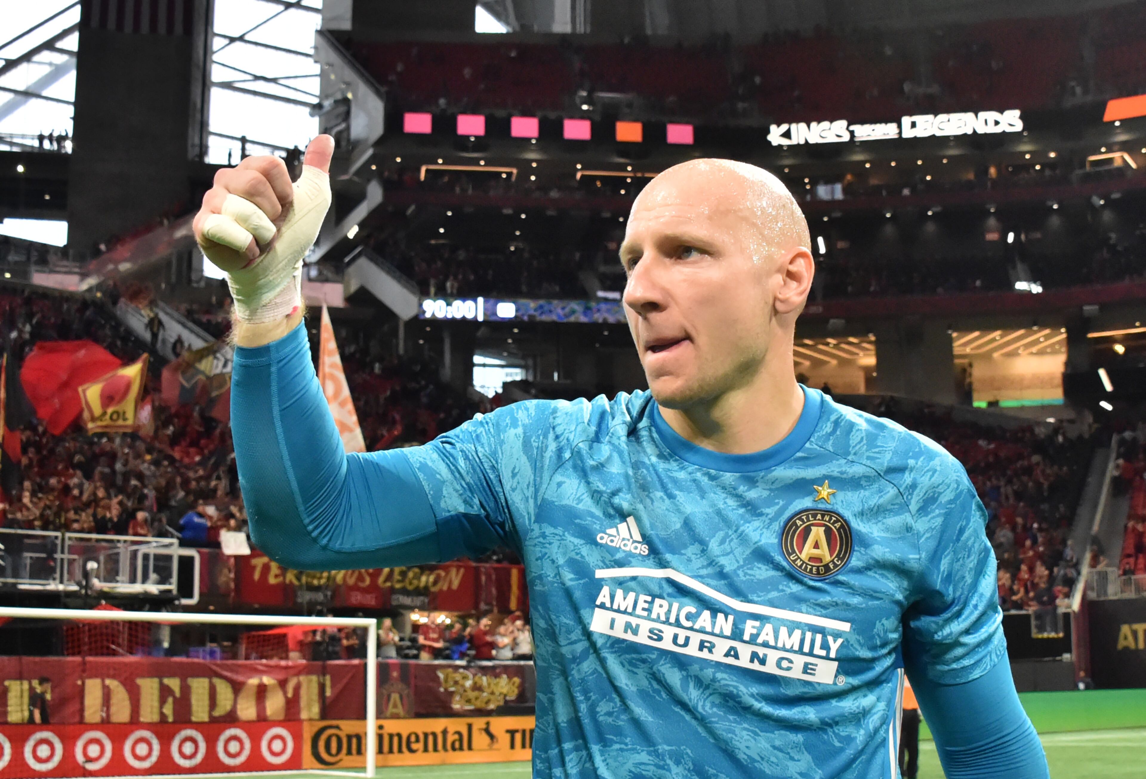 Atlanta United goalkeeper Brad Guzan (1) gives Atlanta United fans the thumbs up after Atlanta United defeated the New England Revolution in the first round of the MLS playoffs at Mercedes-Benz Stadium on Saturday, October 19, 2019. Atlanta United won 1-0 over the New England Revolution. (Hyosub Shin / Hyosub.Shin@ajc.com)