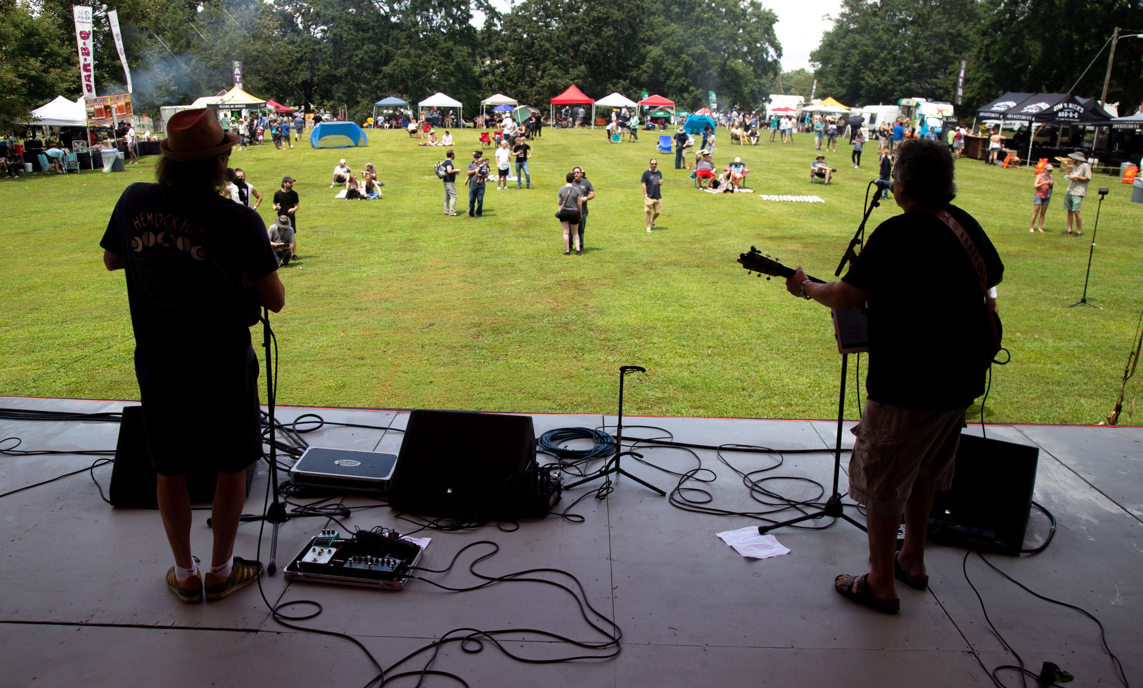 The Honeywood band plays for the early crowd during the 19th annual Decatur BBQ Blues & Bluegrass festival on Saturday, August 10, 2019. STEVE SCHAEFER / SPECIAL TO THE AJC