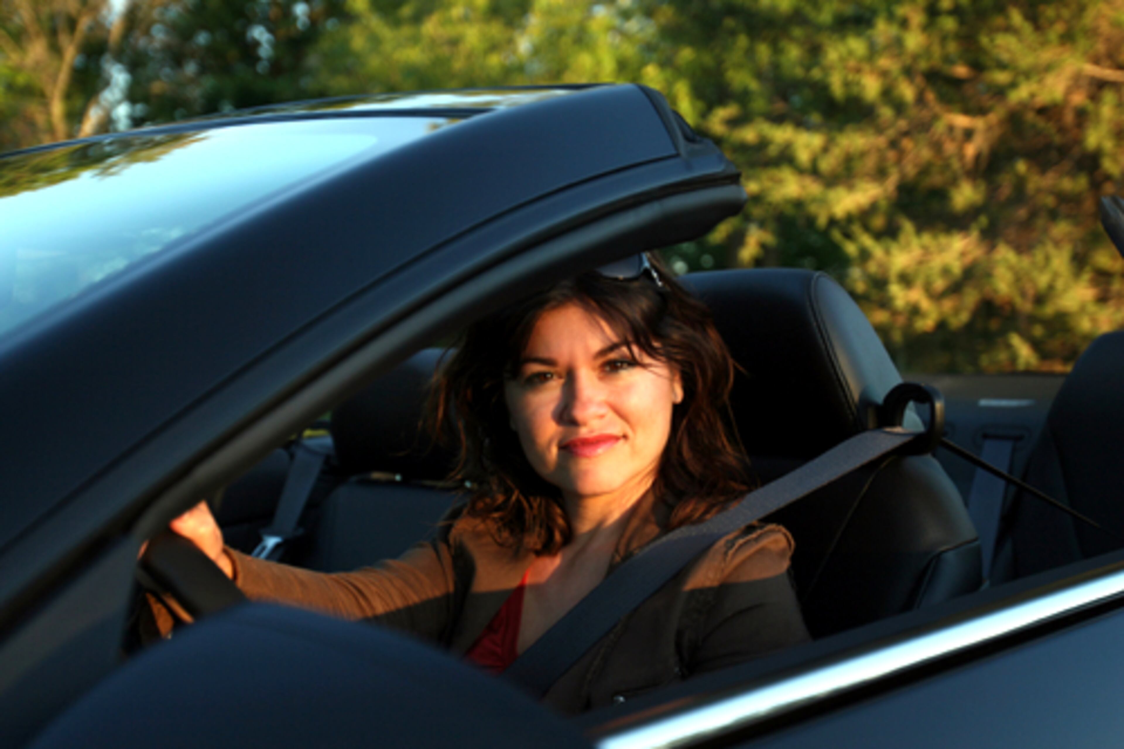 Realage.com: 12 ways to age younger8. Wear your seat belt: Regularly wearing a seat belt and driving within 5 miles per hour of the speed limit can make your real age as much as 3.4 years younger.