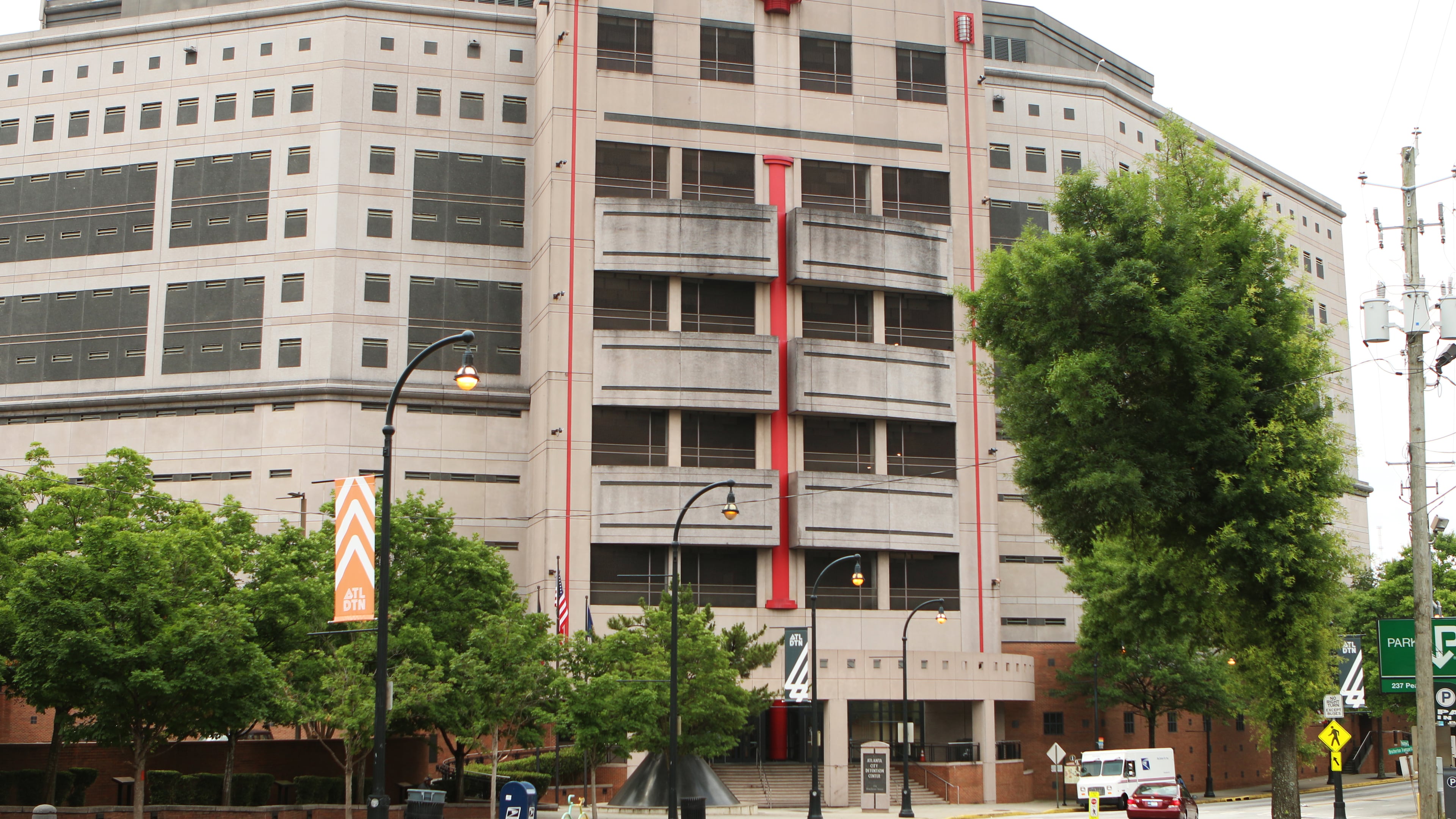 The City Council is considering a proposal to sell the Atlanta City Detention Center, seen here in 2019, to Fulton County. (Christina Matacotta/AJC)