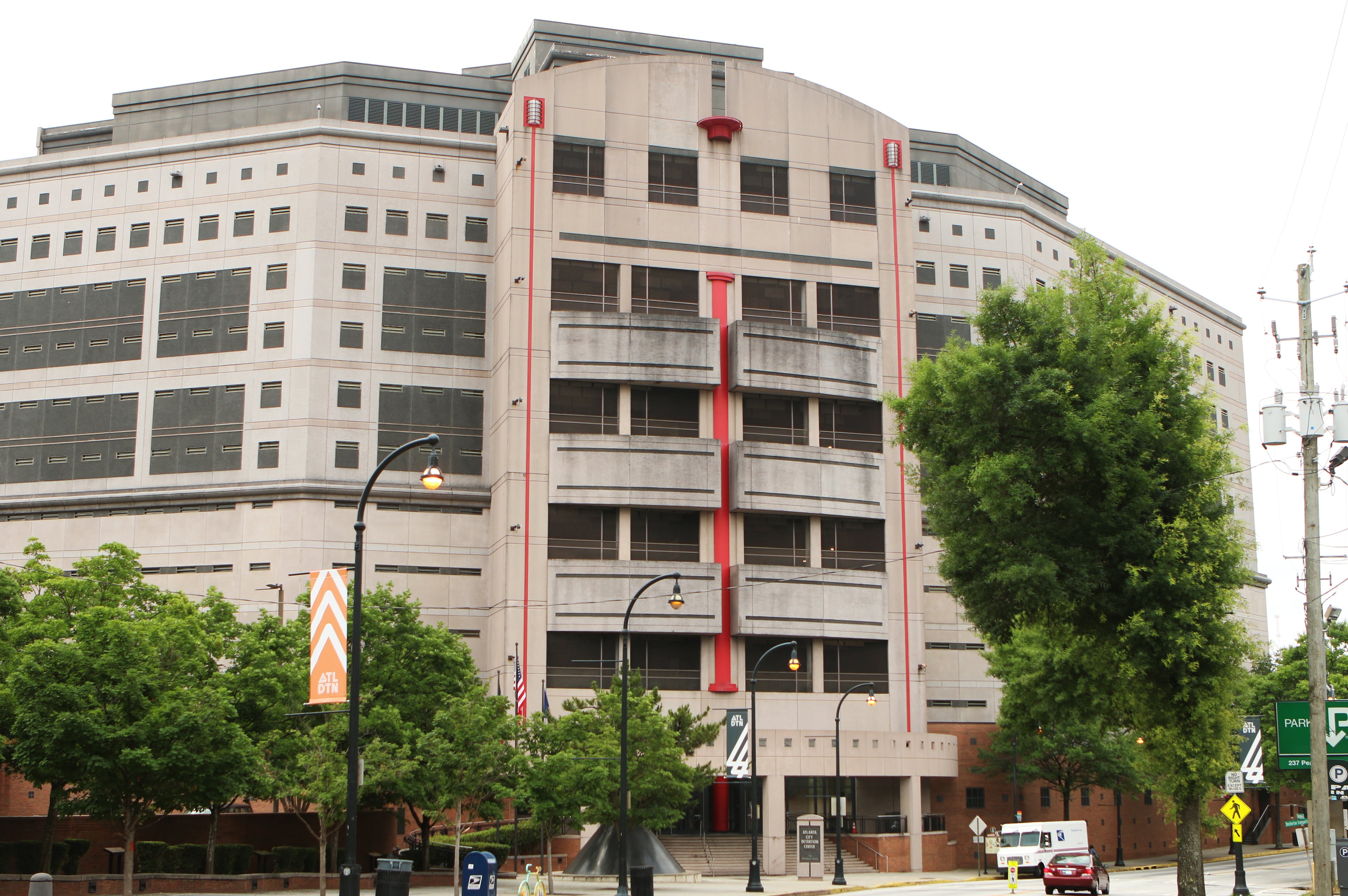 The City Council is considering a proposal to sell the Atlanta City Detention Center, seen here in 2019, to Fulton County. (Christina Matacotta/AJC)
