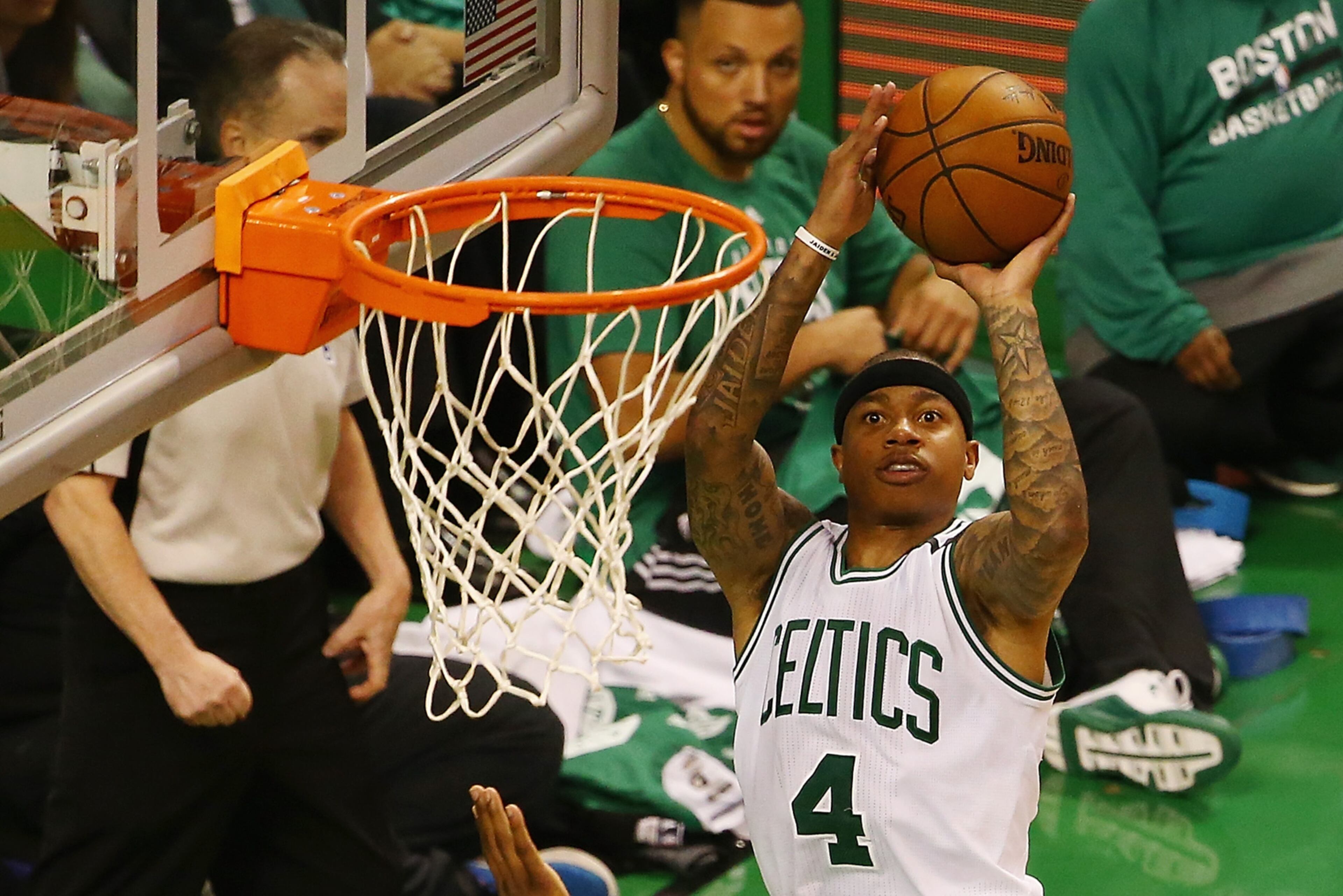 BOSTON, MA - MAY 17: Isaiah Thomas #4 of the Boston Celtics shoots the ball in the first half against the Cleveland Cavaliers during Game One of the 2017 NBA Eastern Conference Finals at TD Garden on May 17, 2017 in Boston, Massachusetts. NOTE TO USER: User expressly acknowledges and agrees that, by downloading and or using this photograph, User is consenting to the terms and conditions of the Getty Images License Agreement. (Photo by Adam Glanzman/Getty Images)