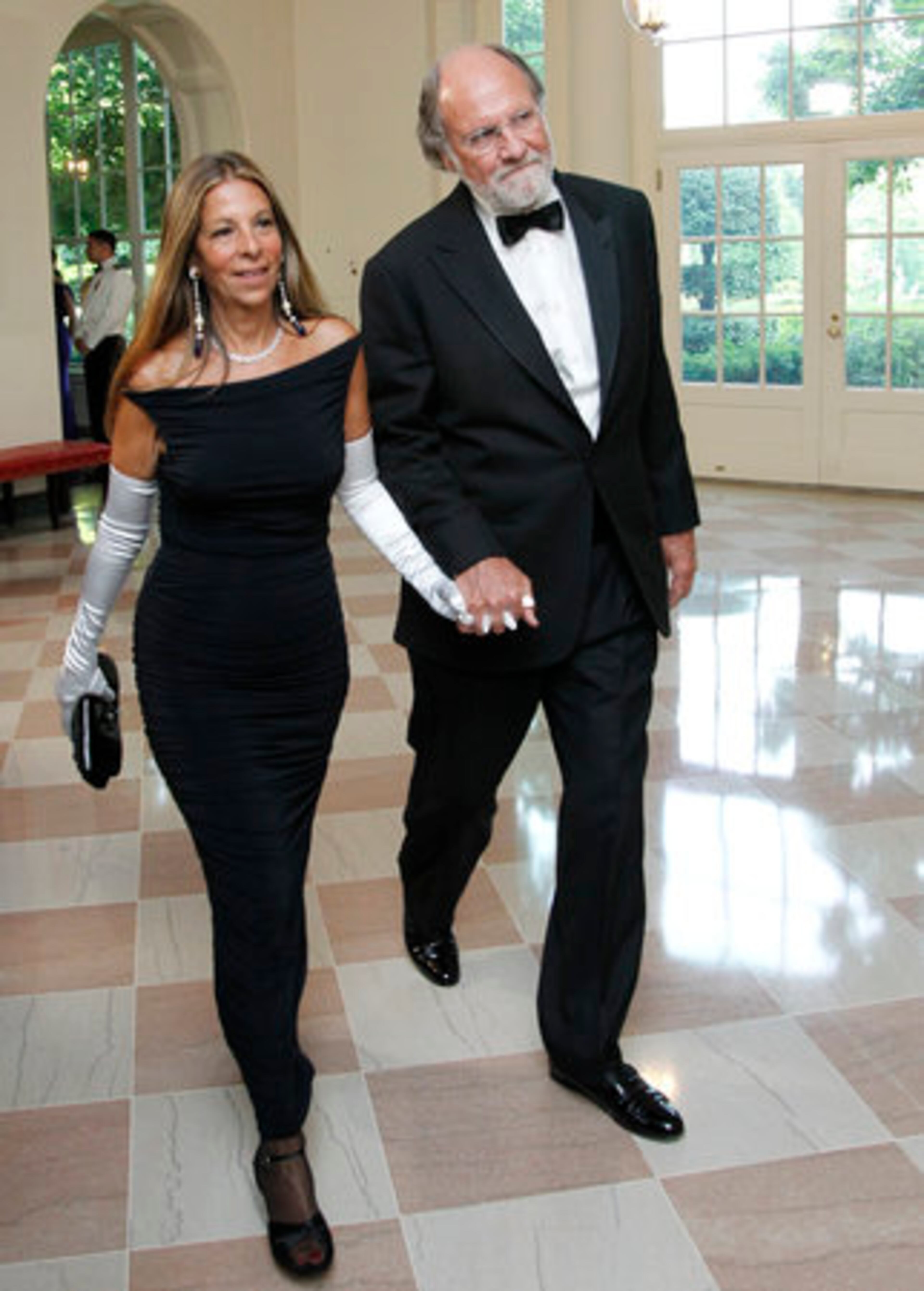 Former New Jersey Gov. Jon Corzine, and his wife Sharon Corzine arrive.