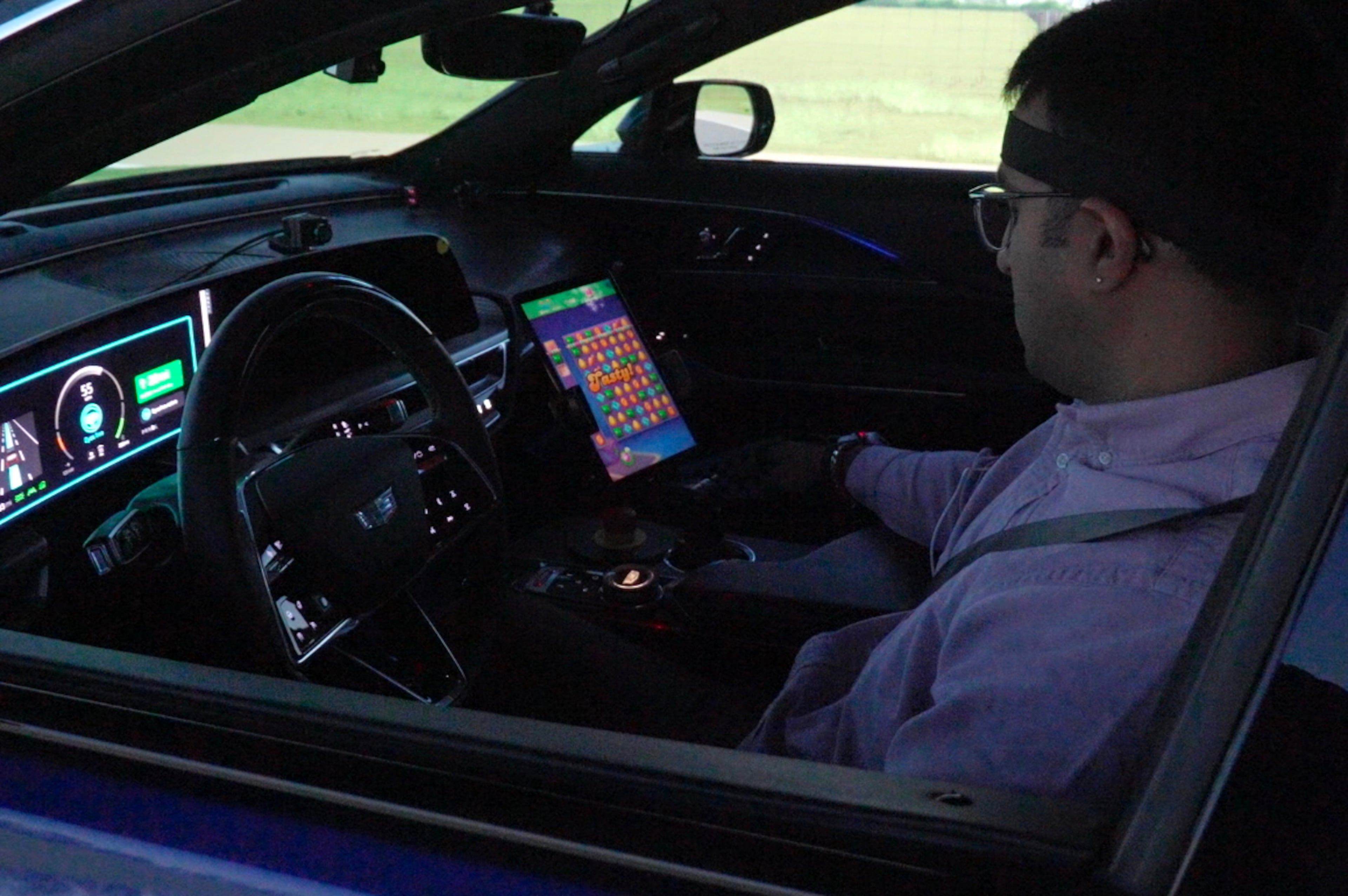 Autos Driver Assist Systems