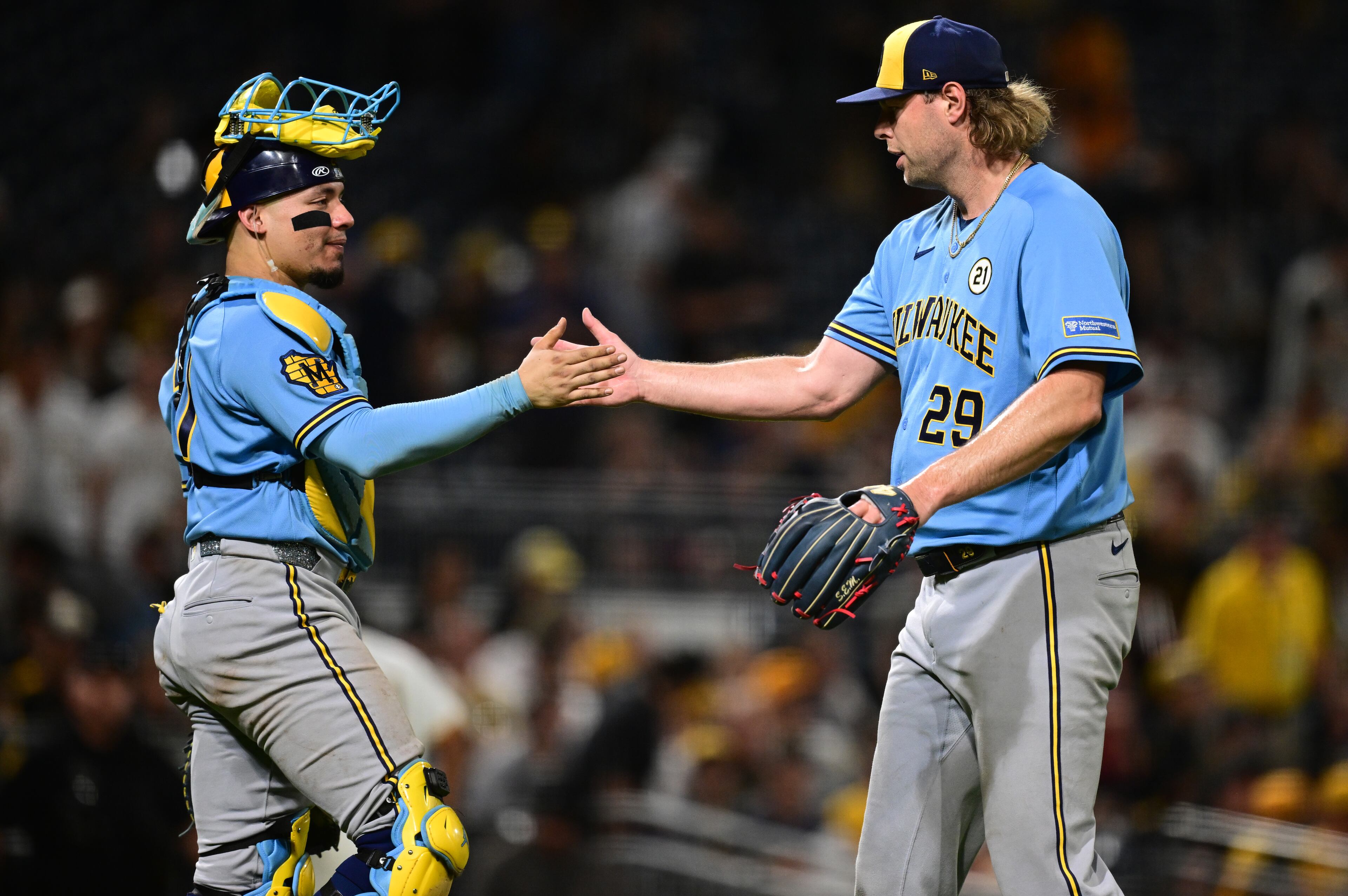Brewers Pirates Baseball