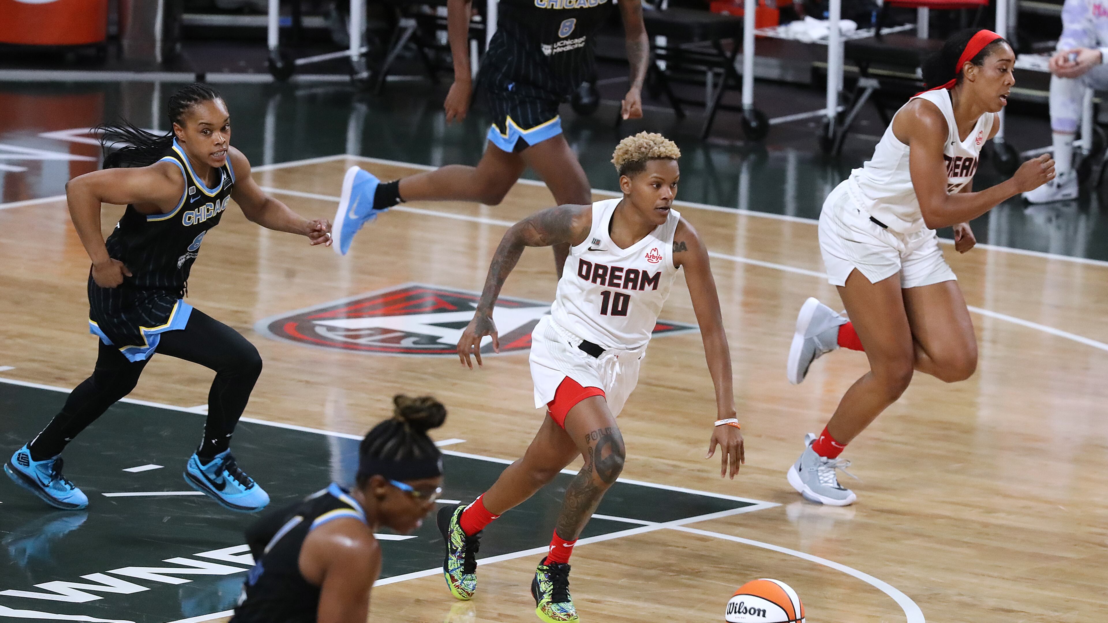 Dream guard Courtney Williams (10) steals from the Chicago Sky in a WNBA basketball game Wednesday, May 19, 2021, in College Park. “Curtis Compton / Curtis.Compton@ajc.com”