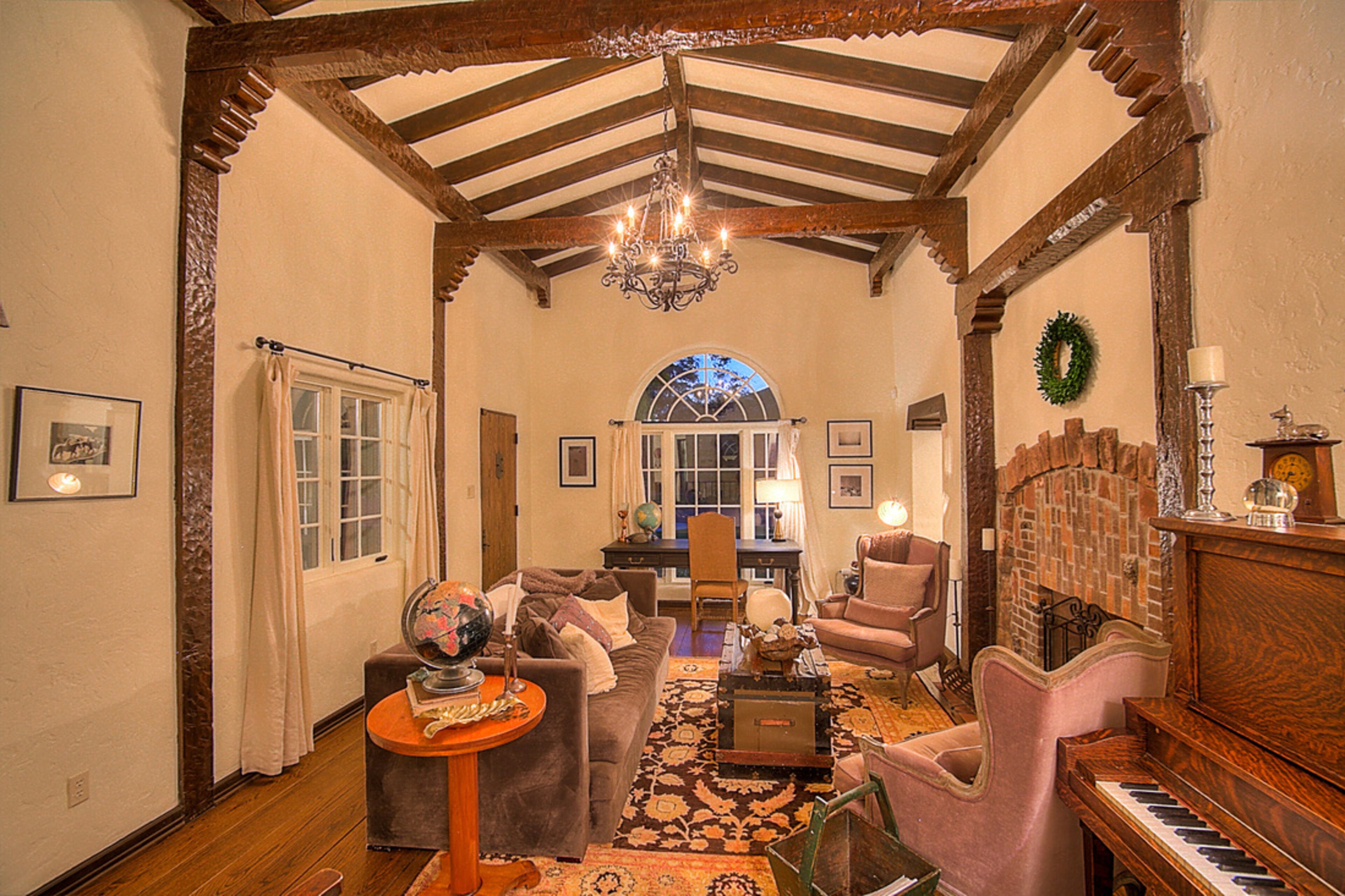 According to the listing on the Breaking Bad House website, the 3,500-square-foot home in Albuquerque, New Mexico, features four bedrooms, original wood floors, stone fireplaces and a gourmet kitchen. (Photo: Eric Trujillo via Coldwell Banker Legacy, experiencealbuquerque.com. Read more about the sale on breakingbadhouse.com here.)