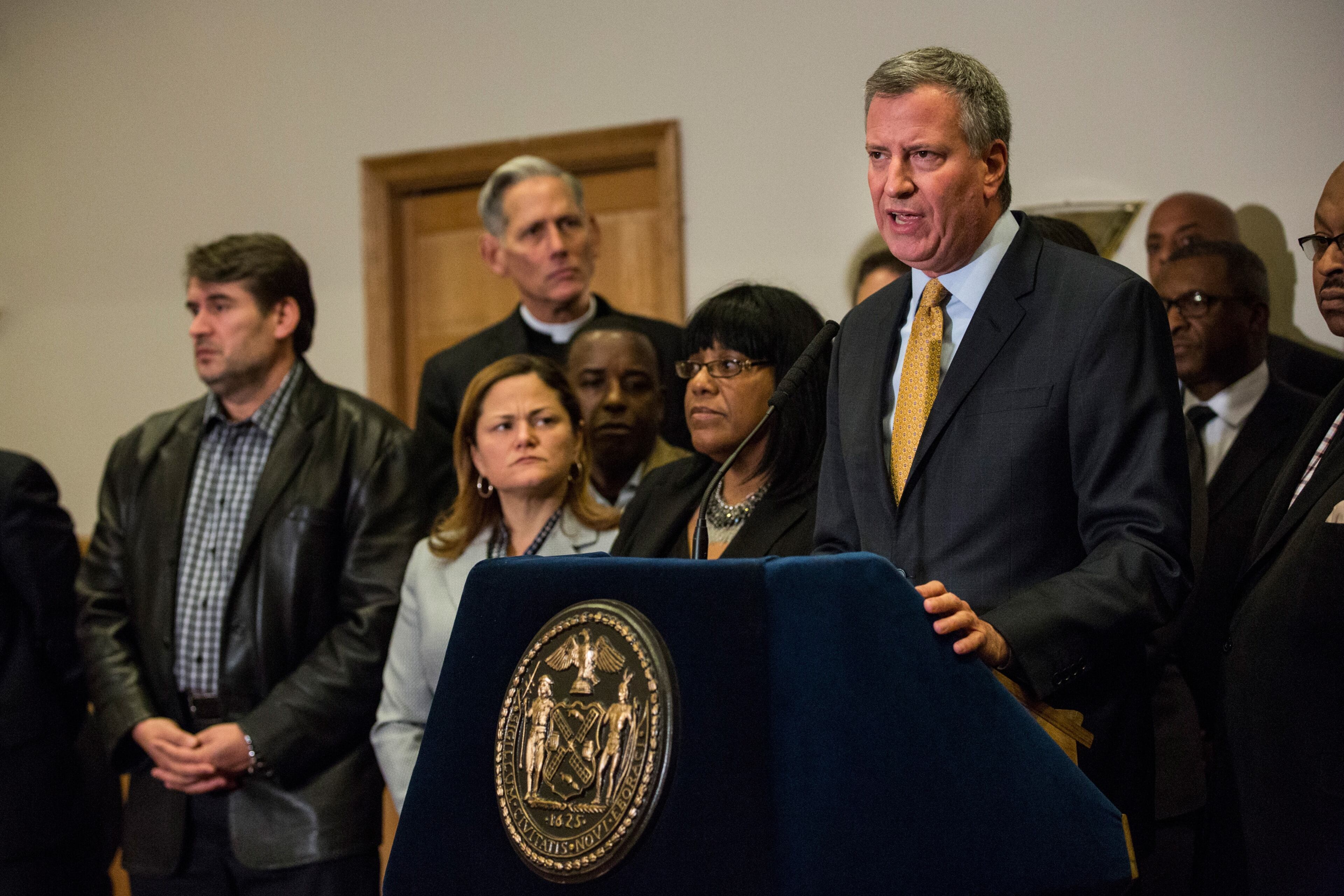 NEW YORK, NY - DECEMBER 03: New York City Mayor Bill de Blasio speaks after a grand jury decided not to indict New York Police Officer Daniel Pantaleo in Eric Garner's death, on December 3, 2014 in the Staten Island borough of New York City. Garner died after being placed in a chokehold by Pantaleo in July. The altercation was captured in a widely viewed video. (Photo by Andrew Burton/Getty Images)