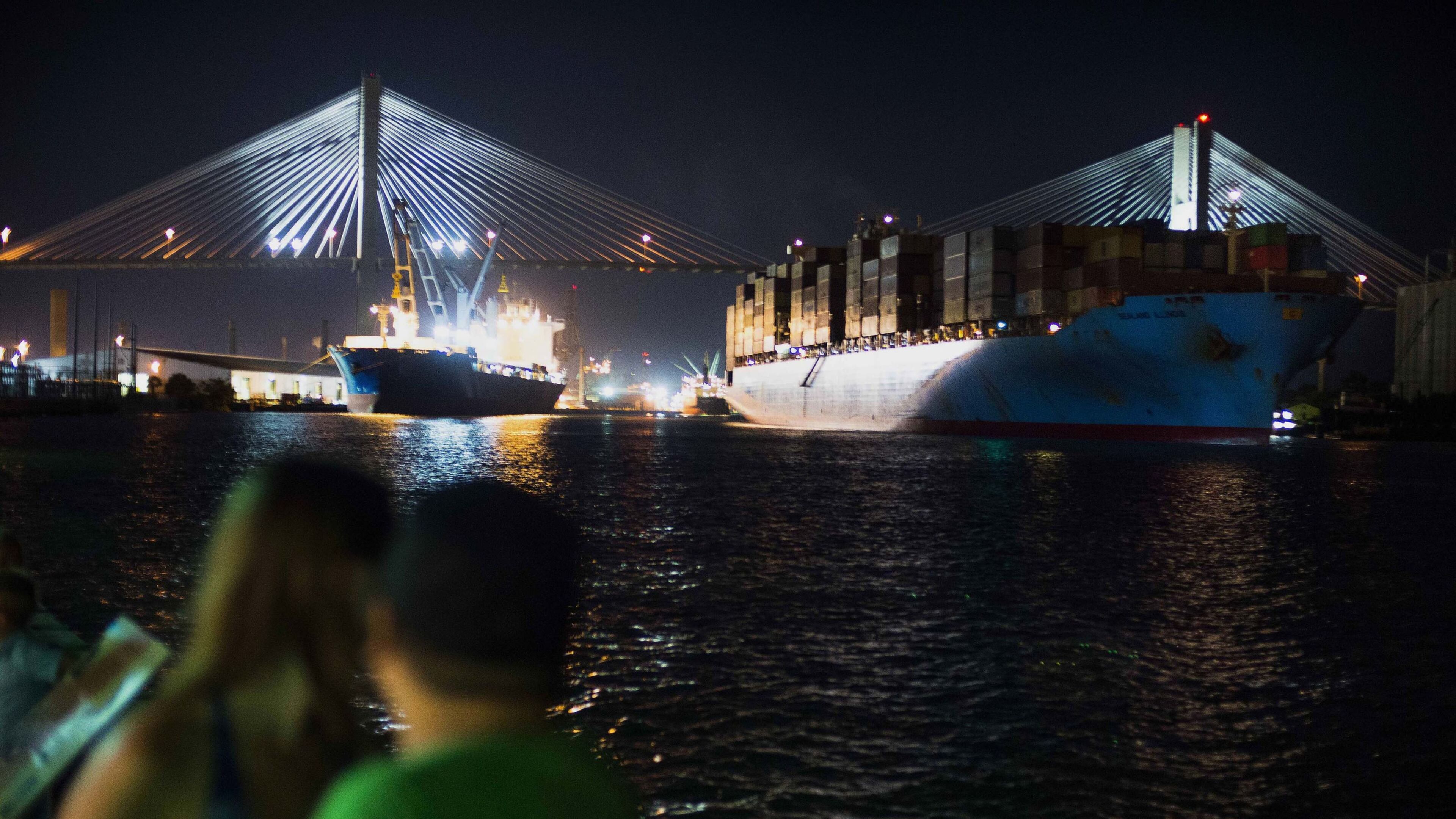 River Street and other Savannah attractions continue to draw tourists to the city's downtown. (Bloomberg photo by Ty Wright)