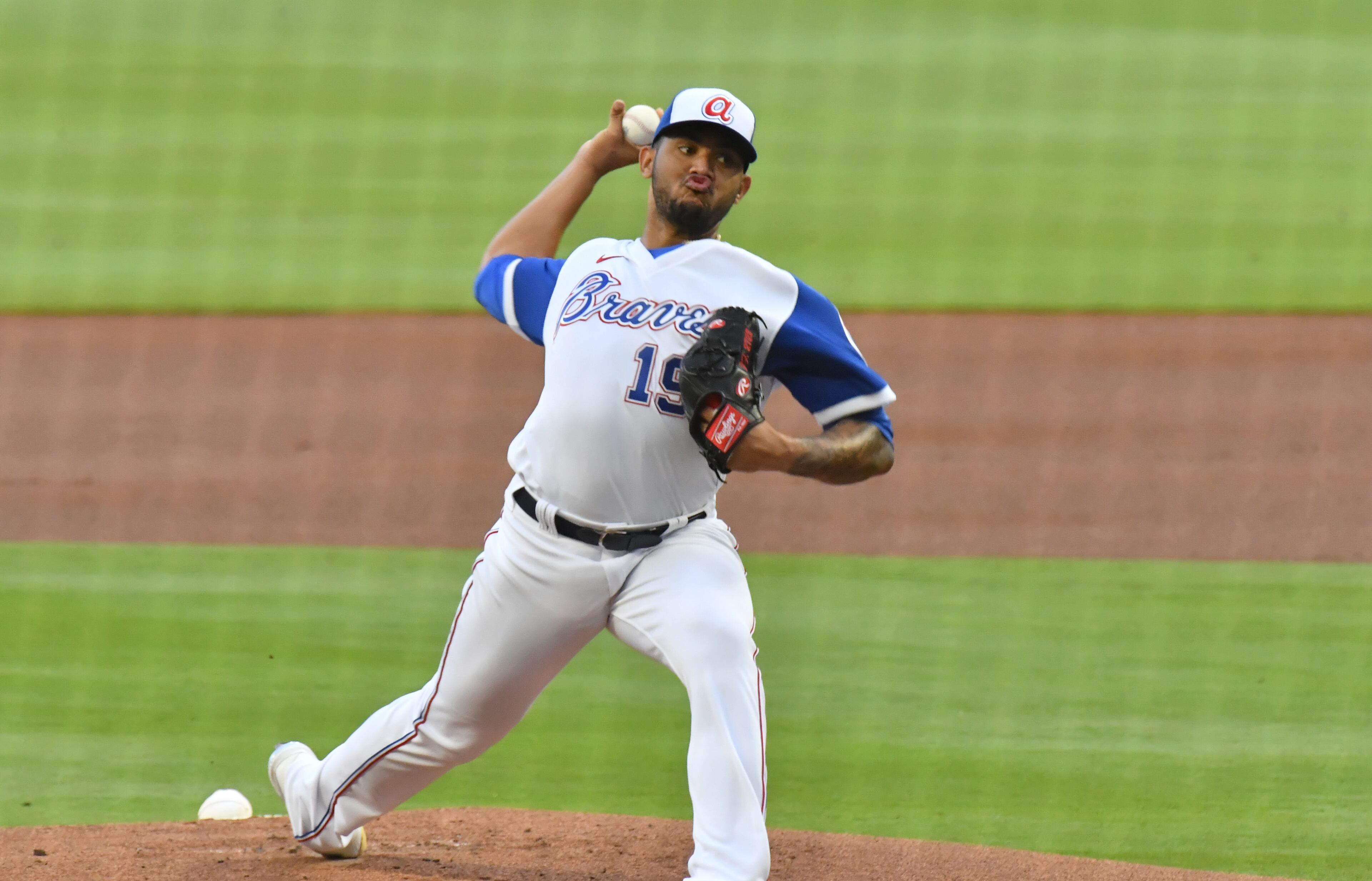 April 12, 2021 Atlanta - Atlanta Braves relief pitcher Huascar Ynoa (19) delivers a pitch against Miami Marlins in the first inning at Truist Park on Monday, April 12, 2021. (Hyosub Shin / Hyosub.Shin@ajc.com)