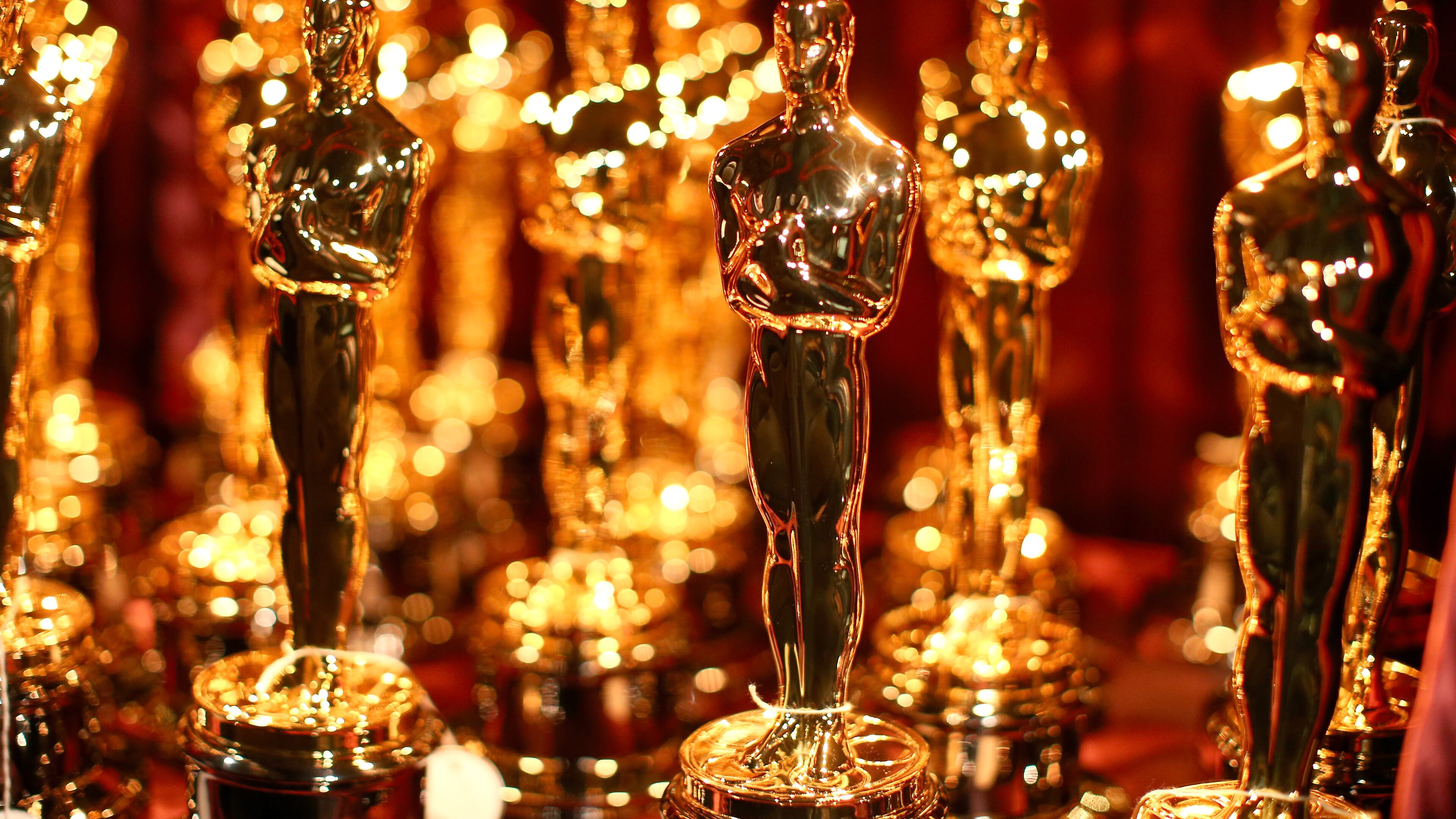 HOLLYWOOD, CA - FEBRUARY 22: A general view of Oscar Statuettes backstage during the 87th Annual Academy Awards at Dolby Theatre on February 22, 2015 in Hollywood, California. (Photo by Christopher Polk/Getty Images)