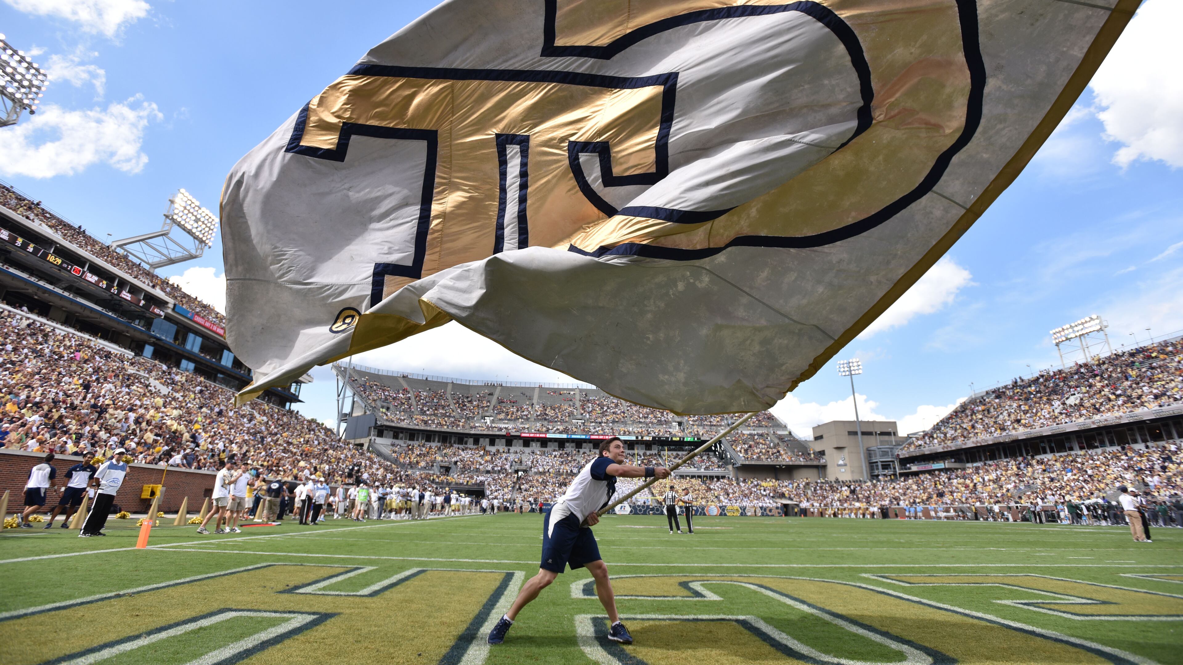 The ESPN College GameDay set will not be paying a visit to South Bend, IN HYOSUB SHIN / HSHIN@AJC.COM