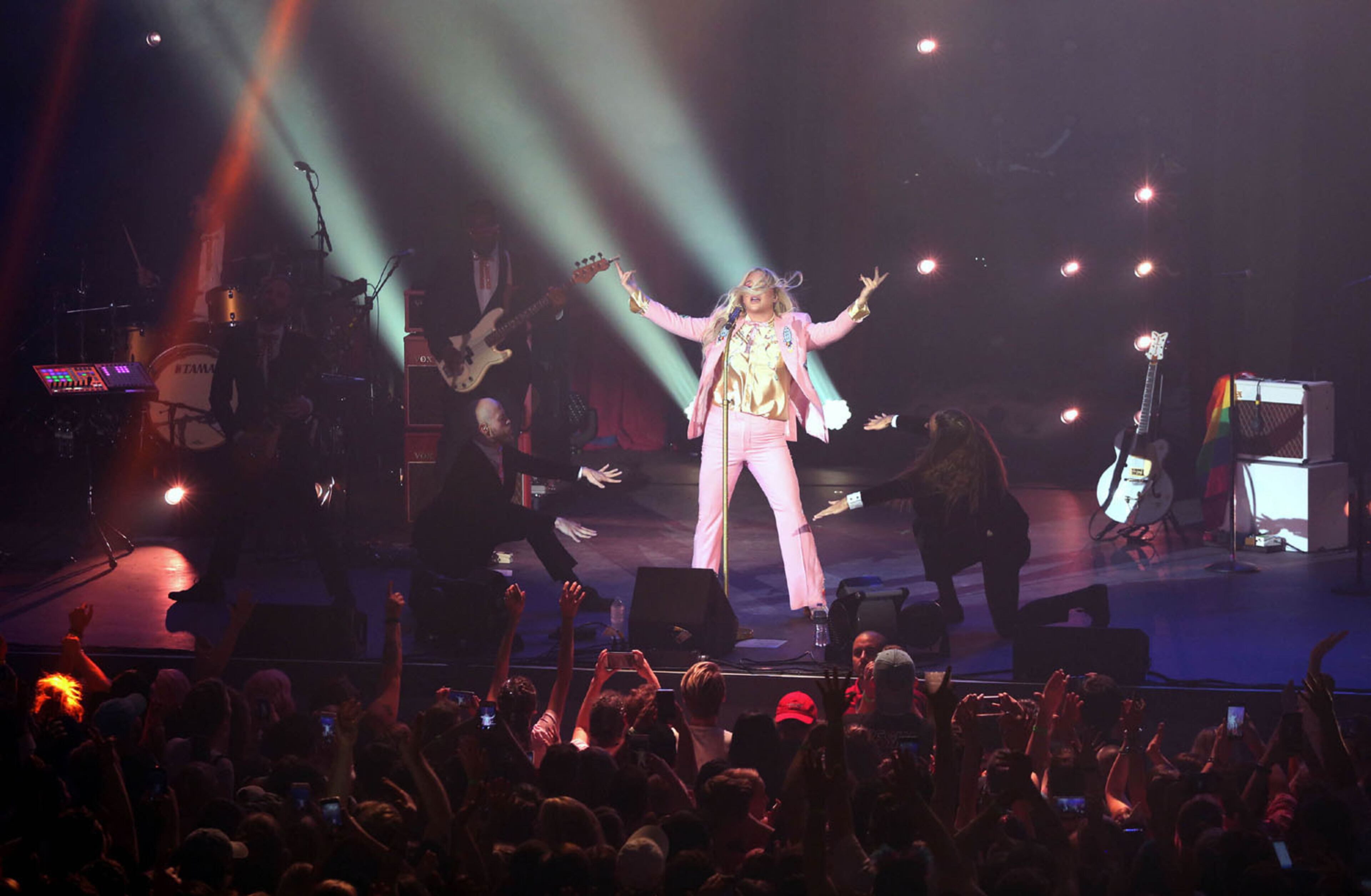 Kesha and Savoy Motel teamed up to rock the sold out Coca Cola Roxy Theatre in Battery Park on Friday, September 29, 2017. Robb Cohen Photography & Video /RobbsPhotos.com