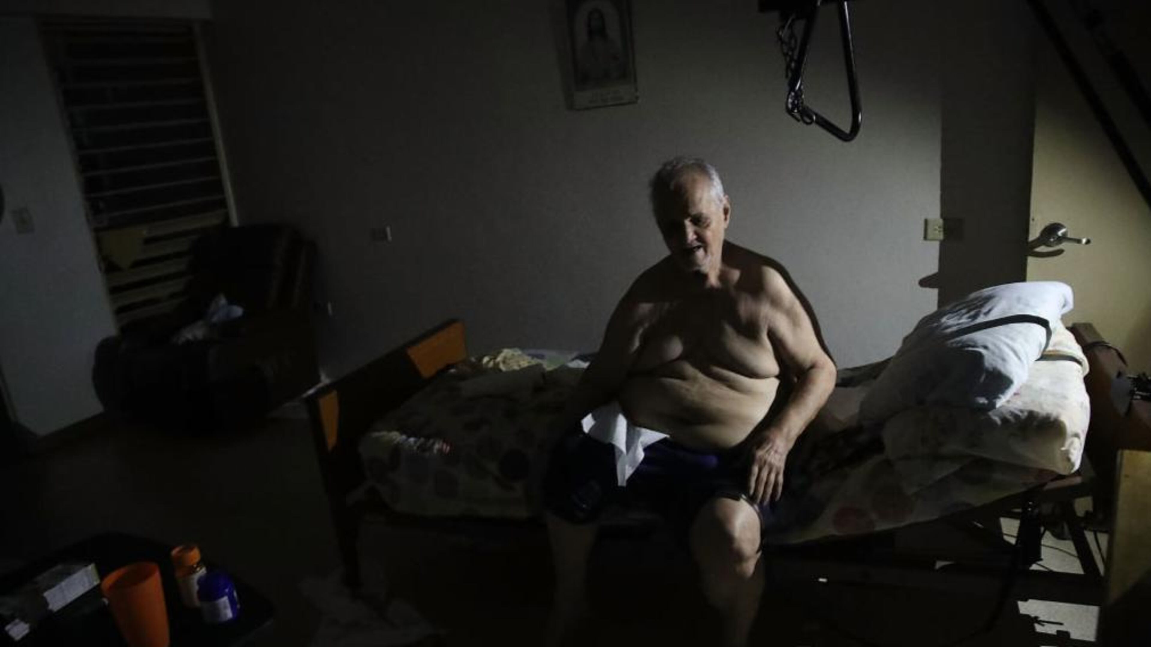 NIght owls are more likely to battle disease and have higher mortality rates, according to a new study.