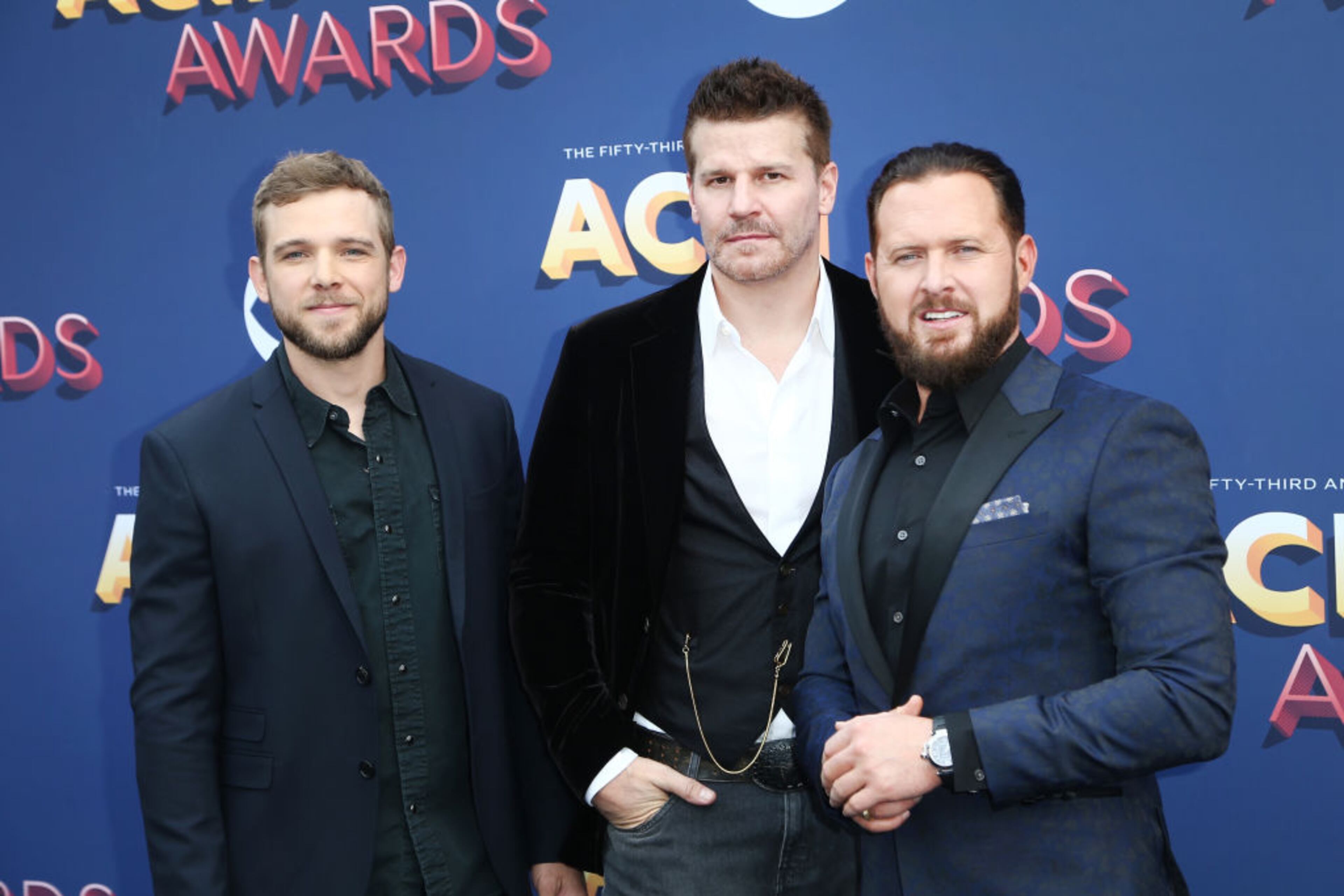 LAS VEGAS, NV - APRIL 15: (L-R) Max Thieriot, David Boreanaz, and A. J. Buckley attend the 53rd Academy of Country Music Awards at MGM Grand Garden Arena on April 15, 2018 in Las Vegas, Nevada (Photo by Tommaso Boddi/Getty Images)