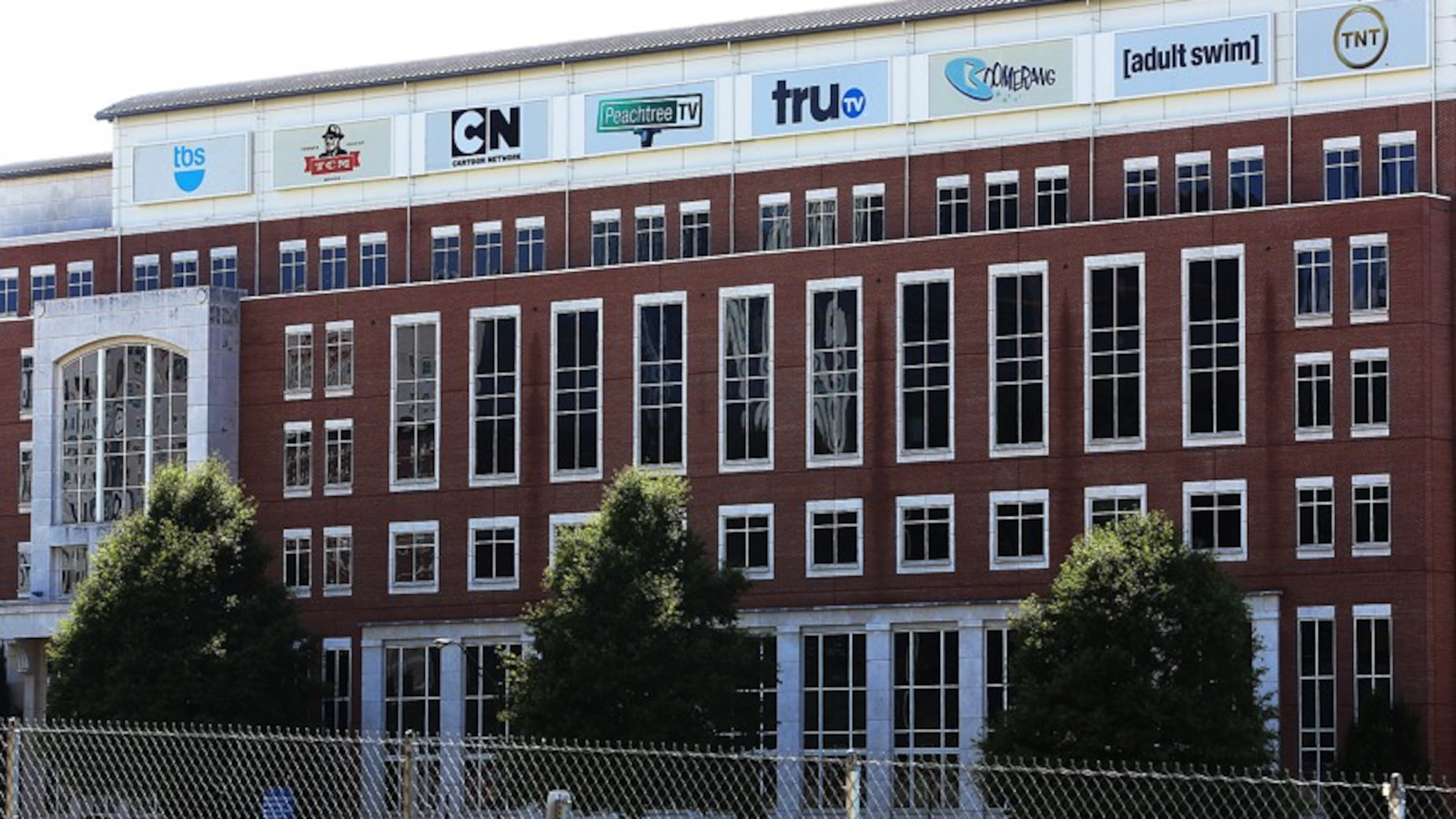 October 7, 2014 Atlanta - Exterior of CNN Center on Tuesday, October 7, 2014. HYOSUB SHIN / HSHIN@AJC.COM