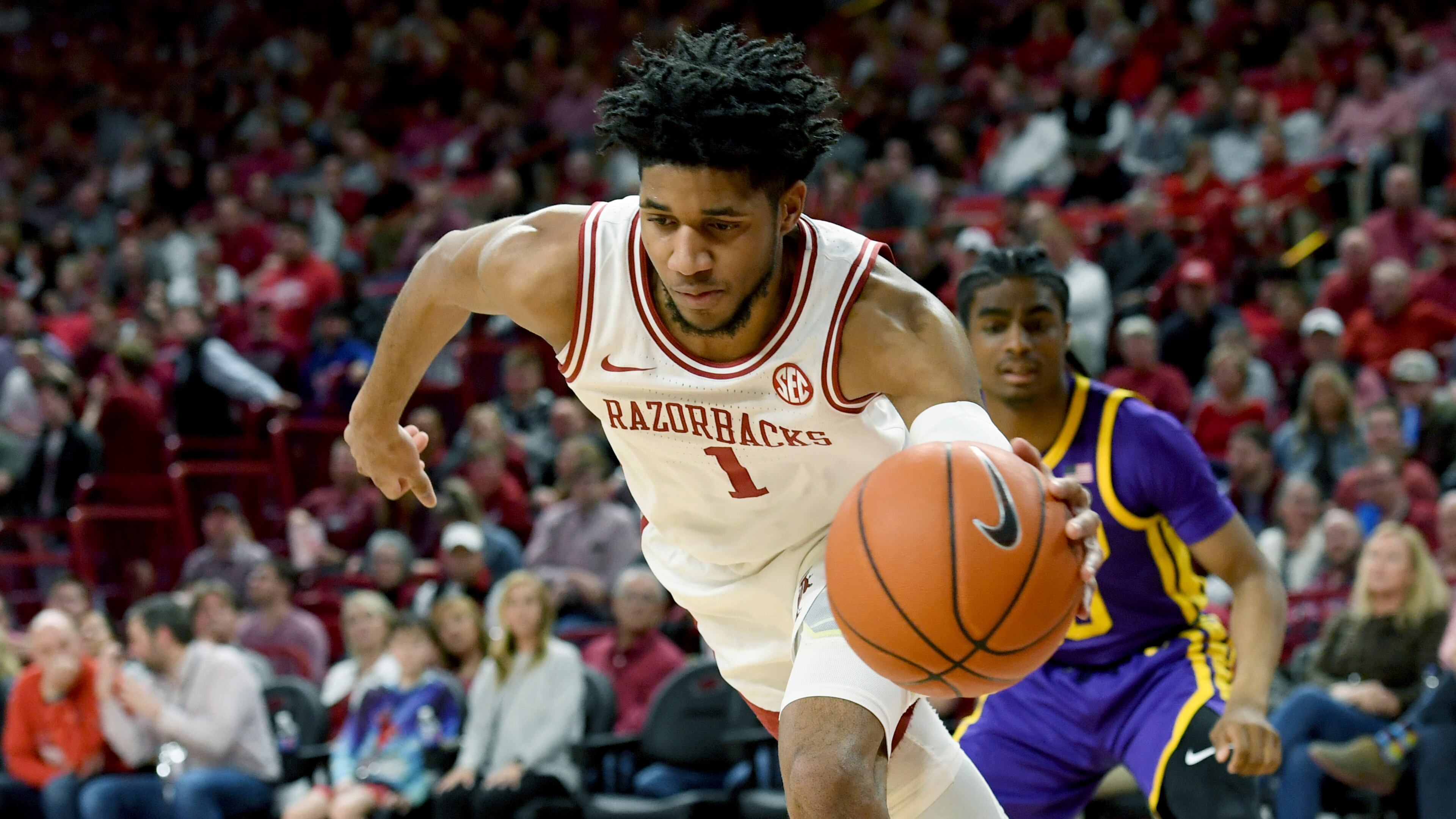 Arkansas guard Isaiah Joe ranks third for most 3-pointer made per game for a career (3.45).