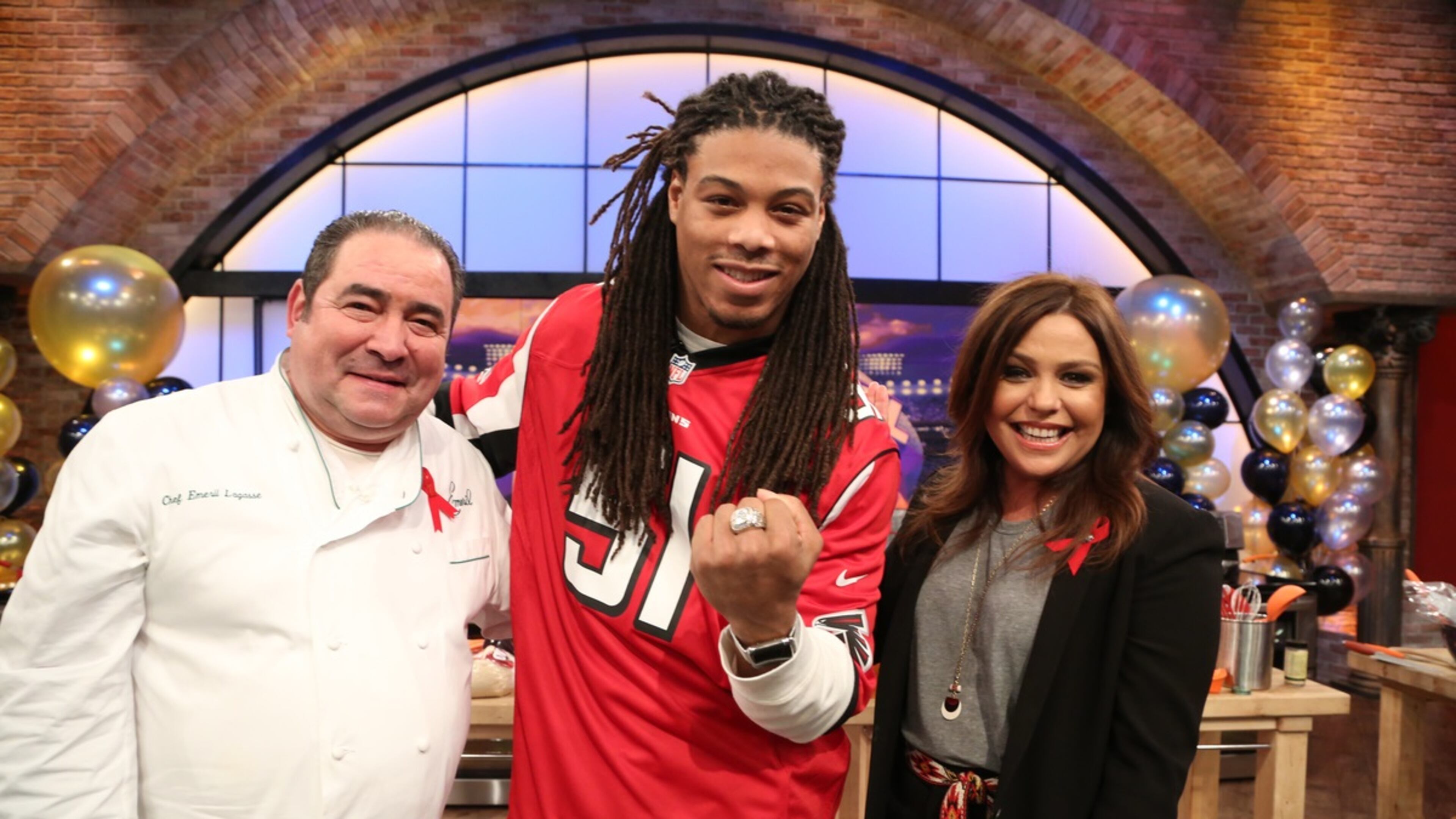Falcons linebacker Philip Wheeler showing off his ring for winning Rachael Ray's Super Bowl recipe playoff. Photo: David M. Russell/Rachael Ray Show ©2016 King World Productions.