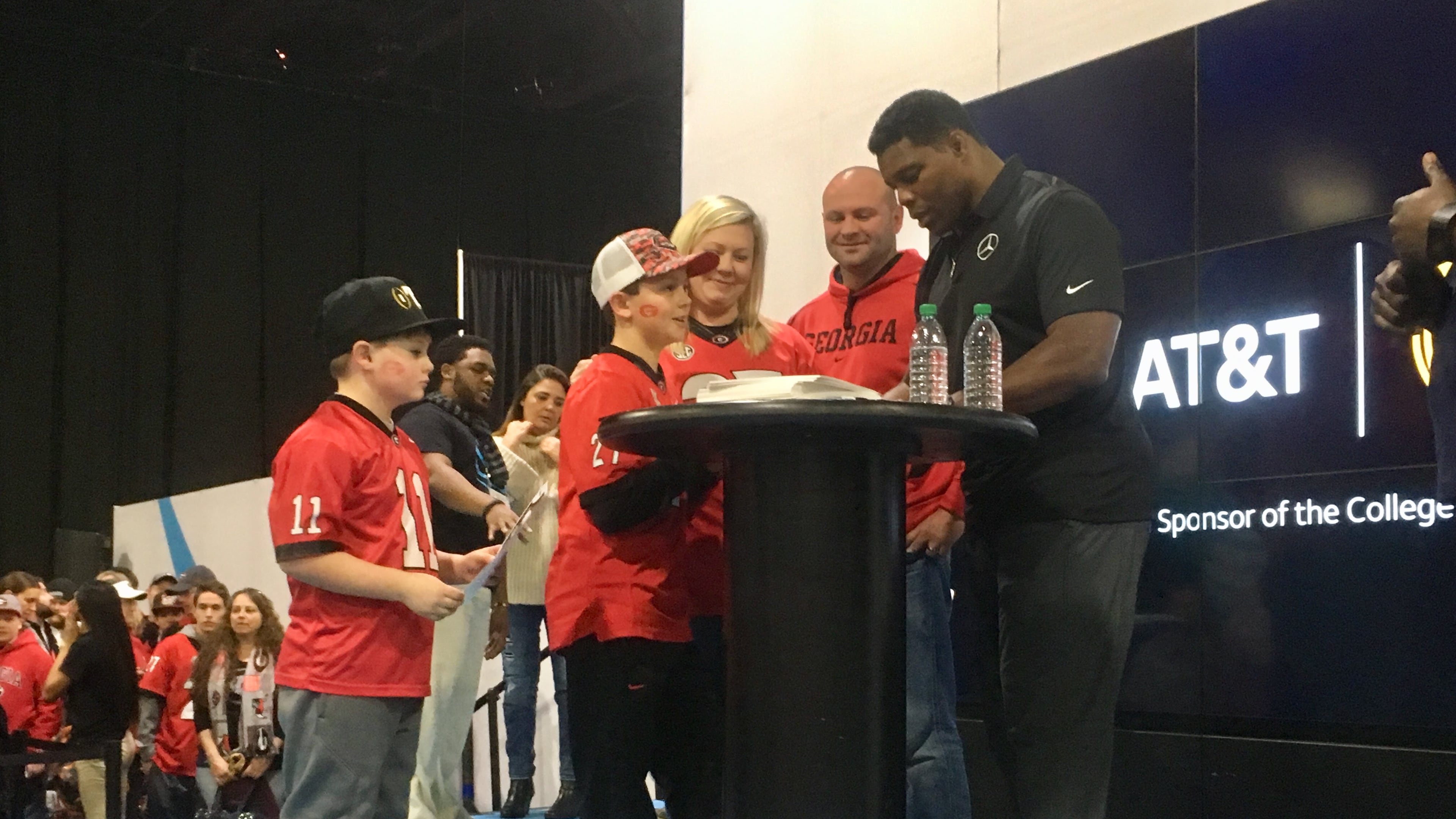 After three hours, the Wright family got to meet UGA legend Herschel Walker. Photo: Jennifer Brett