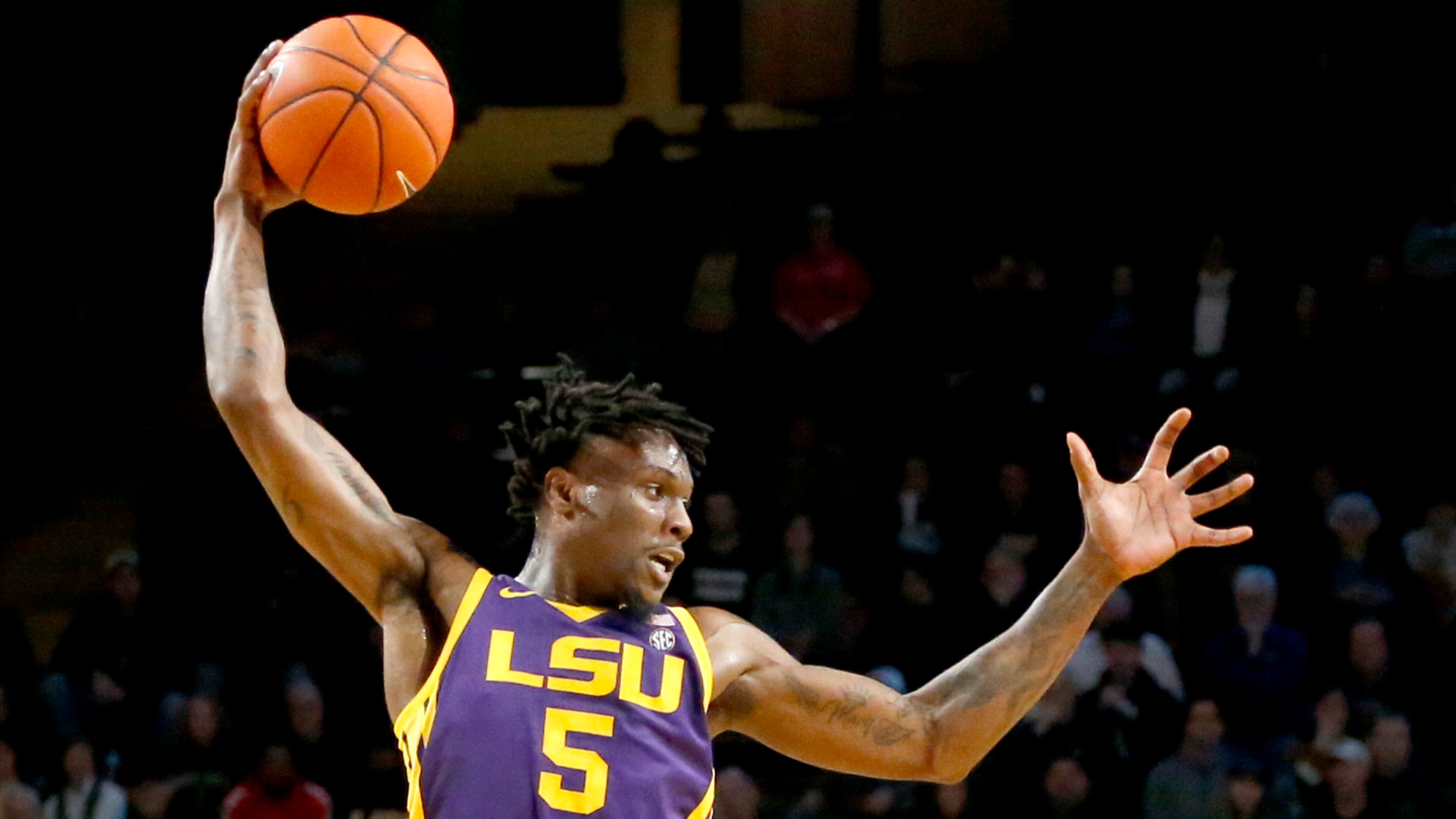 LSU forward Emmitt Williams ranked seventh in the league in offensive rebound average at 2.4 a game as a sophomore.