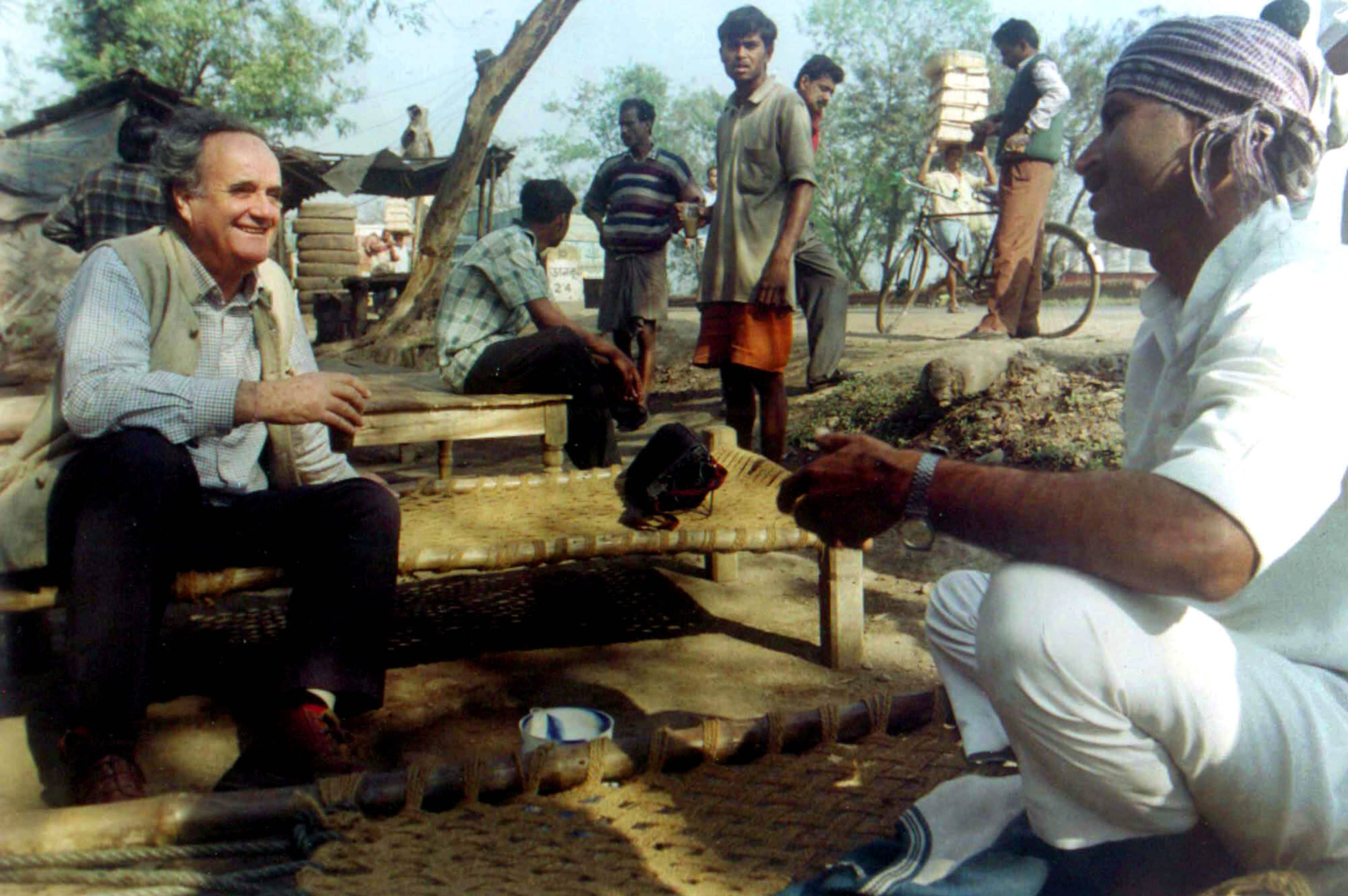 India Mark Tully Obit