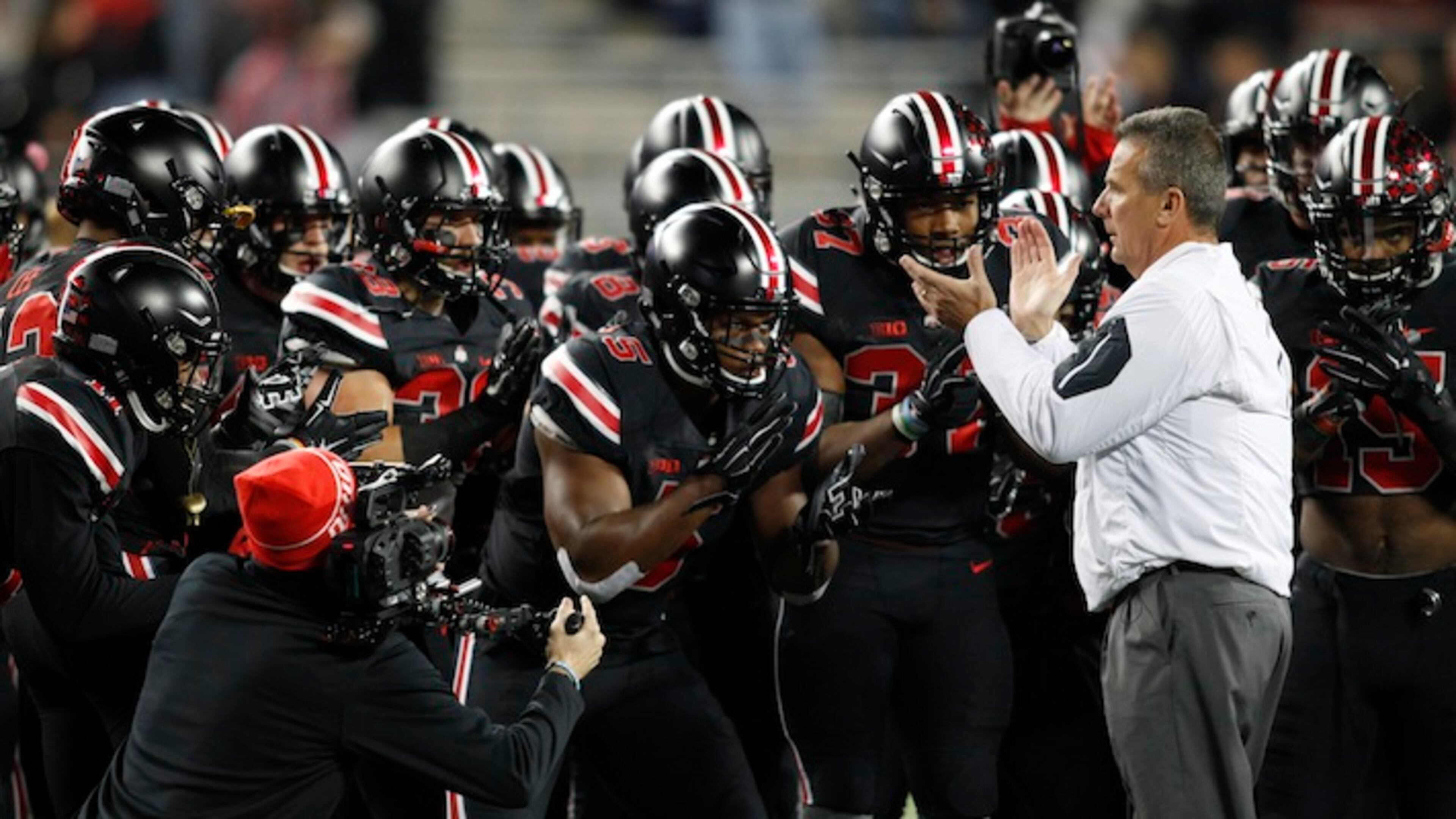 Ohio State Penn State during an NCAA college football game Saturday, Oct. 17, 2015, in Columbus, Ohio. Ohio State beat Penn State 38-10. (AP Photo/Paul Vernon)