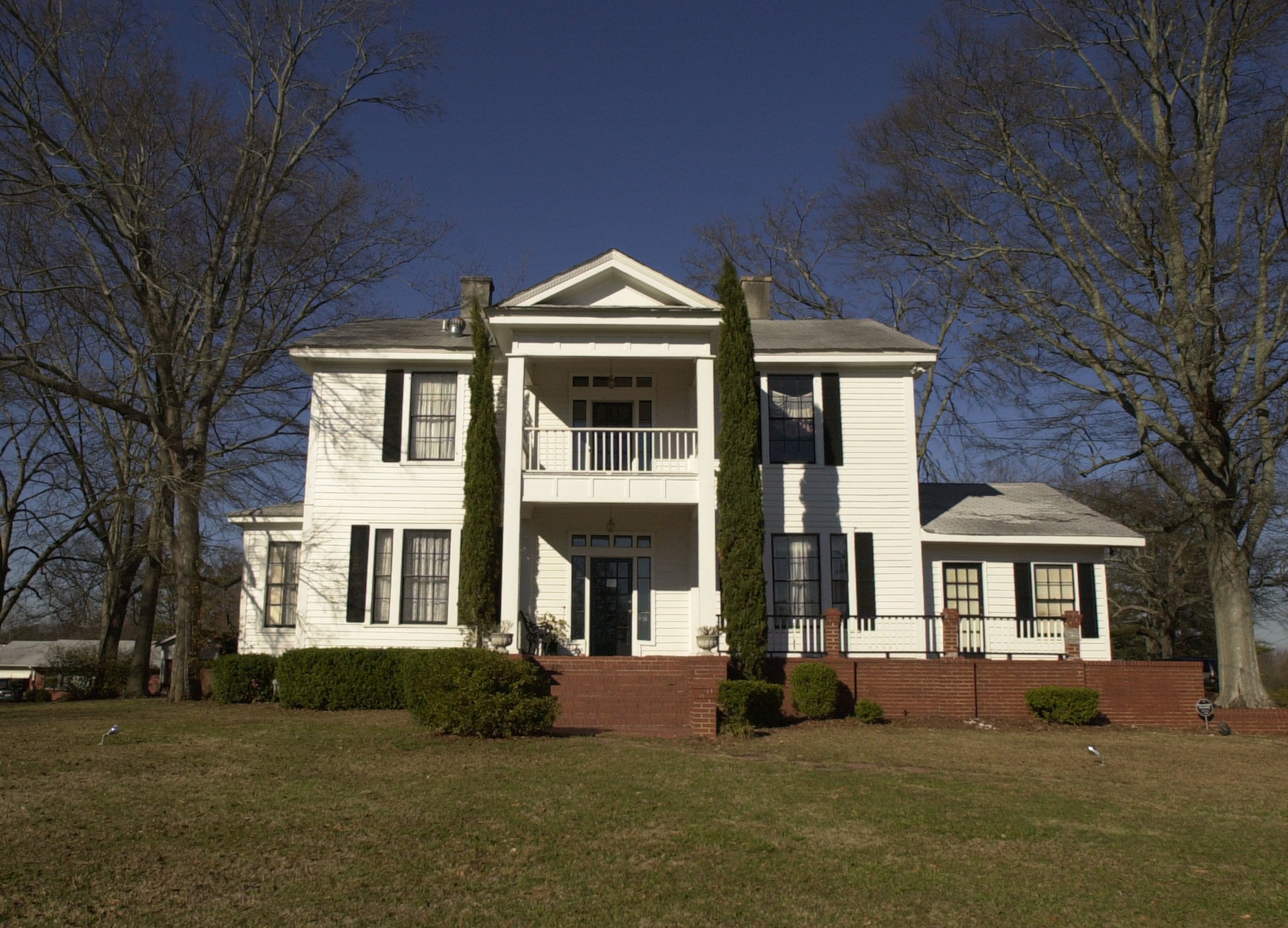 000120 JONESBORO, GA: This is a picture of the Warren House in Jonesboro, GA. During the renovation of the house, hand writtings from Civil War soldiers were found on many of the walls of the house. PHOTO BY JOHNNY CRAWFORD