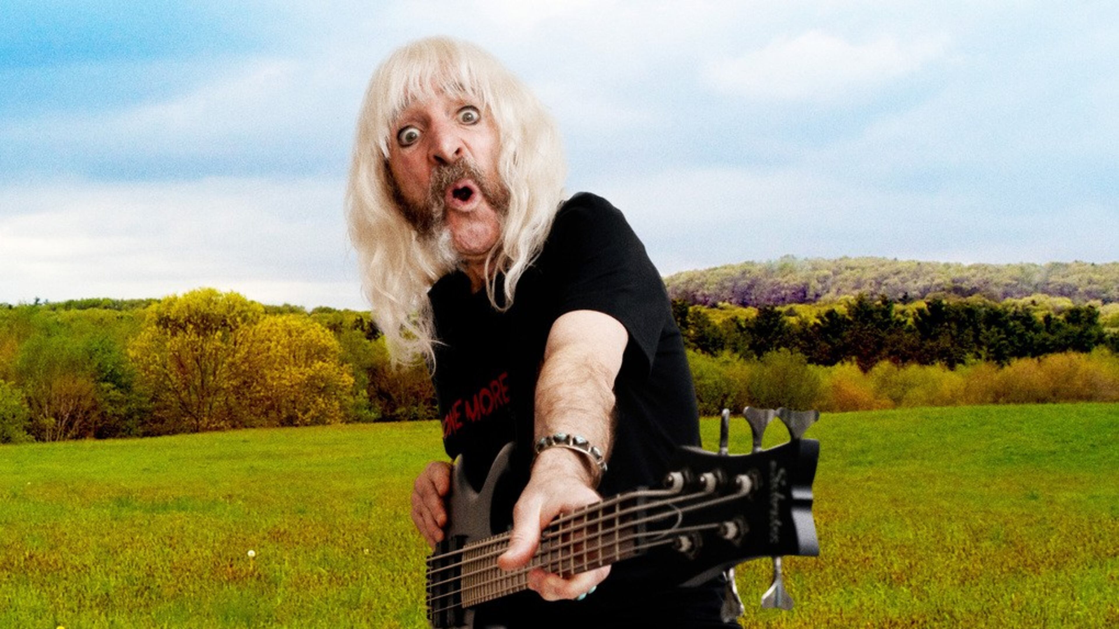 Derek Smalls, in all his glory.