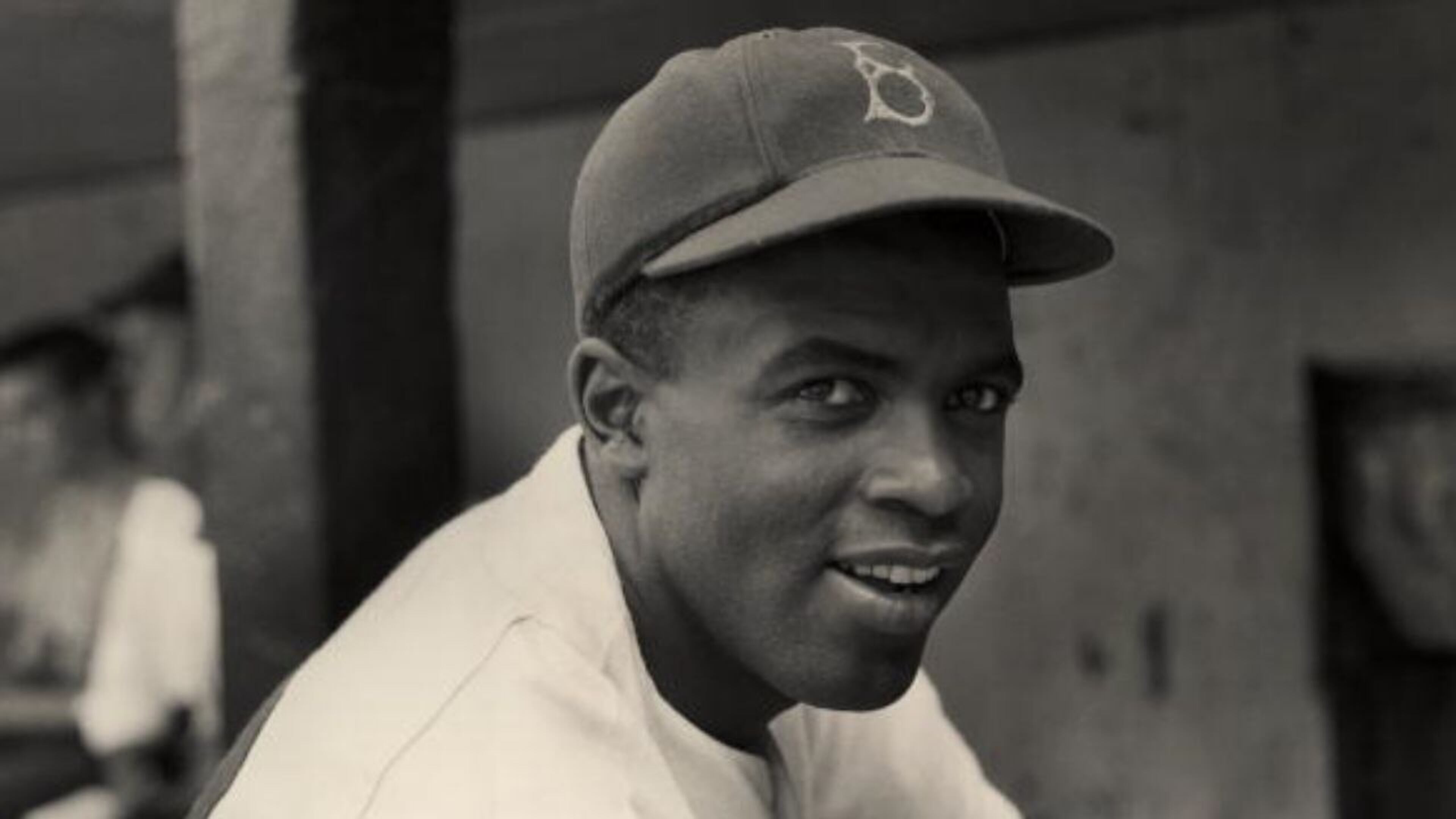 Major Leaguers honor legacy of Jackie Robinson with Atlanta kids