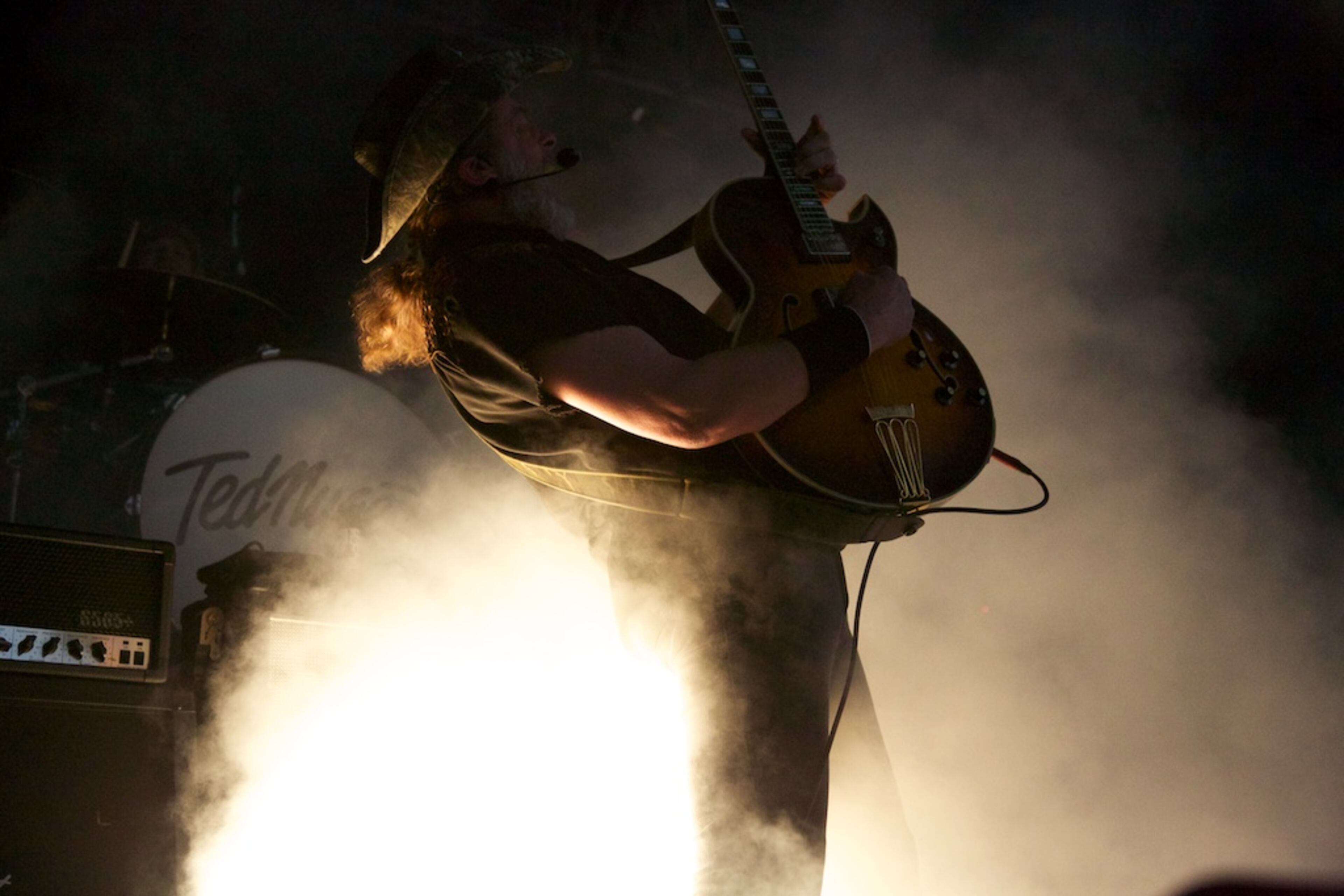 Verizon Wireless Amphitheater in Alpharetta was the place to be Sunday night as...