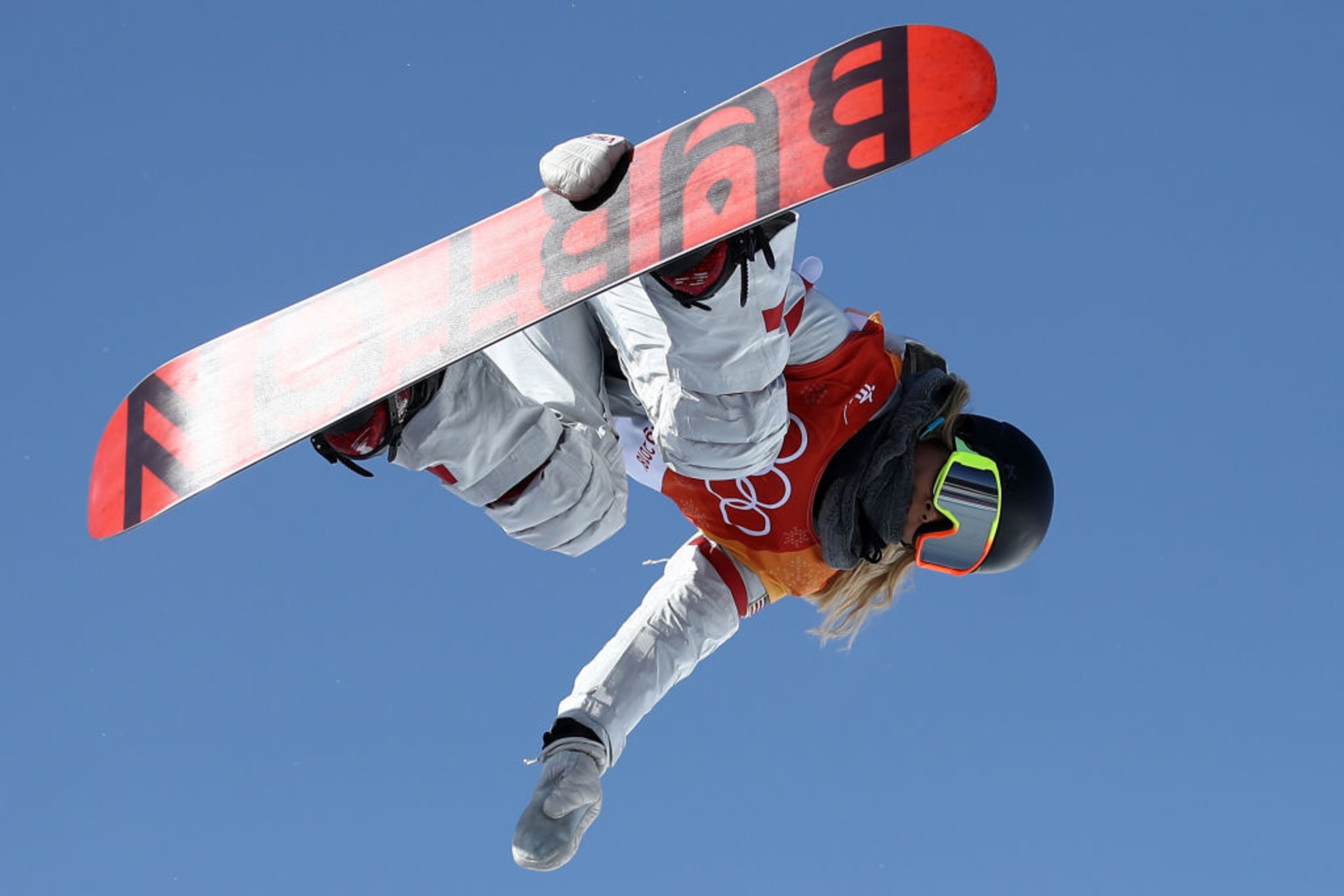 PYEONGCHANG-GUN, SOUTH KOREA - FEBRUARY 13: Chloe Kim of the United States competes during the Snowboard Ladies' Halfpipe Final on day four of the PyeongChang 2018 Winter Olympic Games at Phoenix Snow Park on February 13, 2018 in Pyeongchang-gun, South Korea. (Photo by Cameron Spencer/Getty Images)