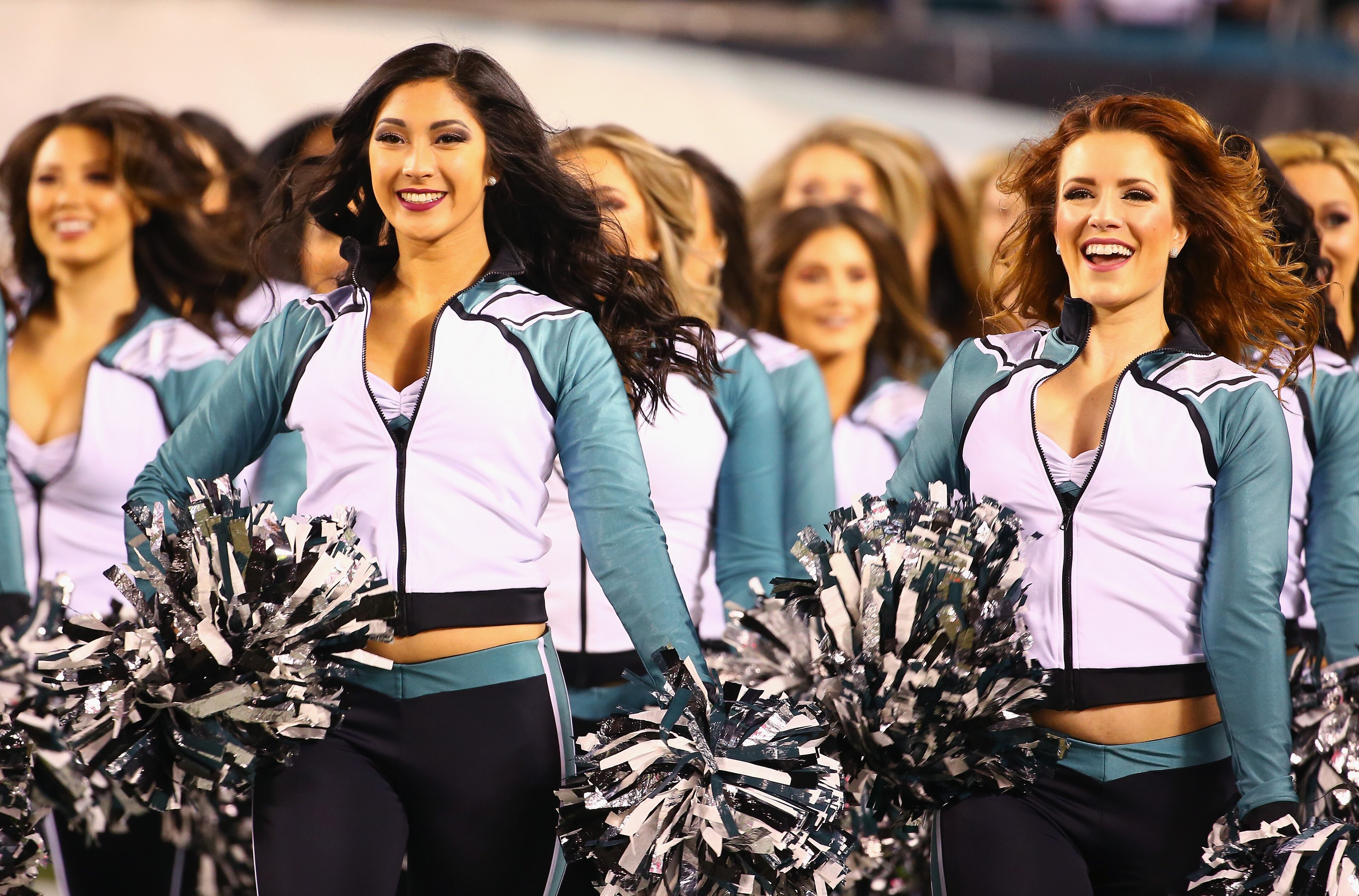 PHILADELPHIA, PA - JANUARY 21: Philadelphia Eagles cheerleaders perform in the NFC Championship game between the Philadelphia Eagles and the Minnesota Vikings at Lincoln Financial Field on January 21, 2018 in Philadelphia, Pennsylvania. (Photo by Mitchell Leff/Getty Images)
