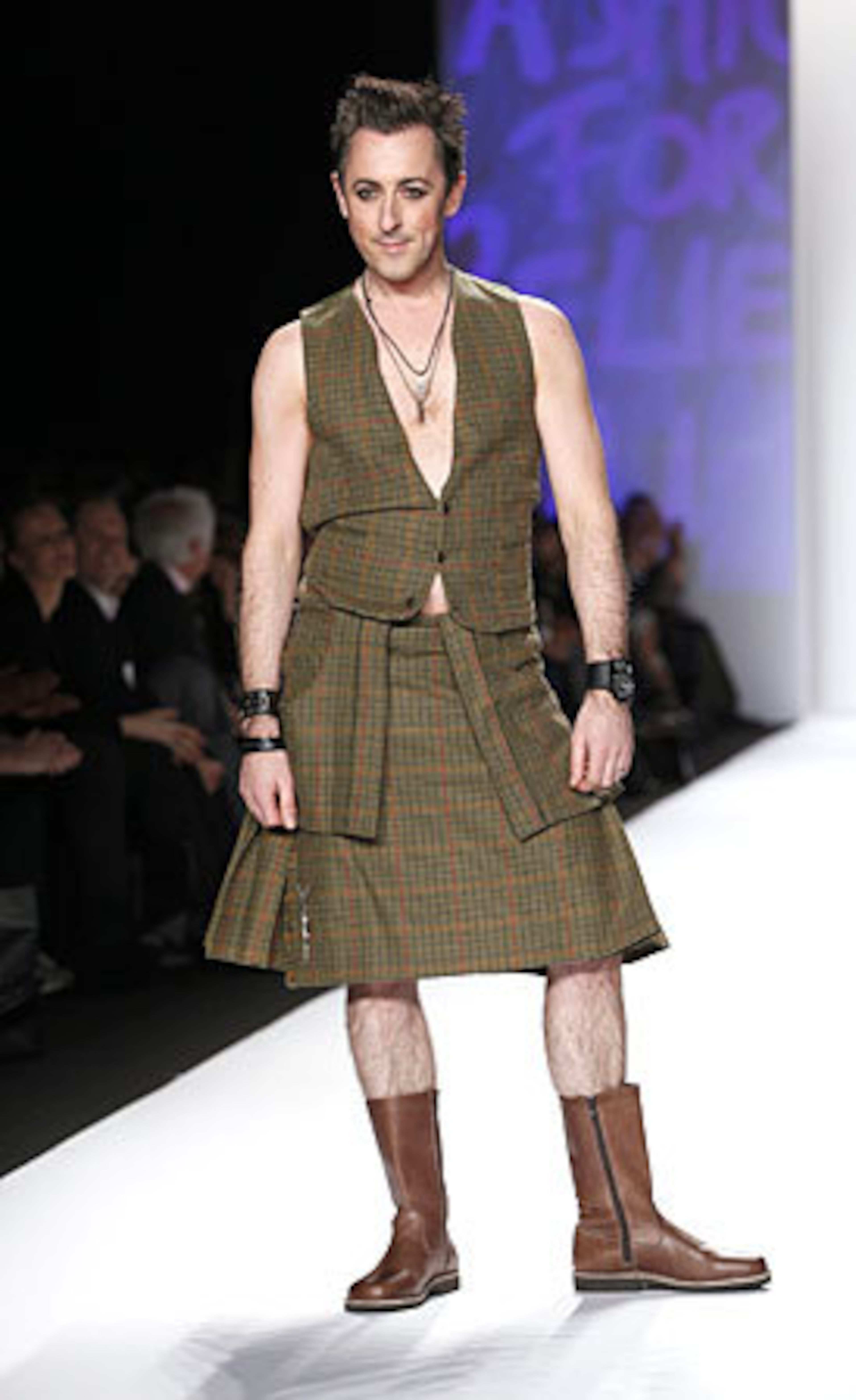 Allan Cumming, who wore a kilt.