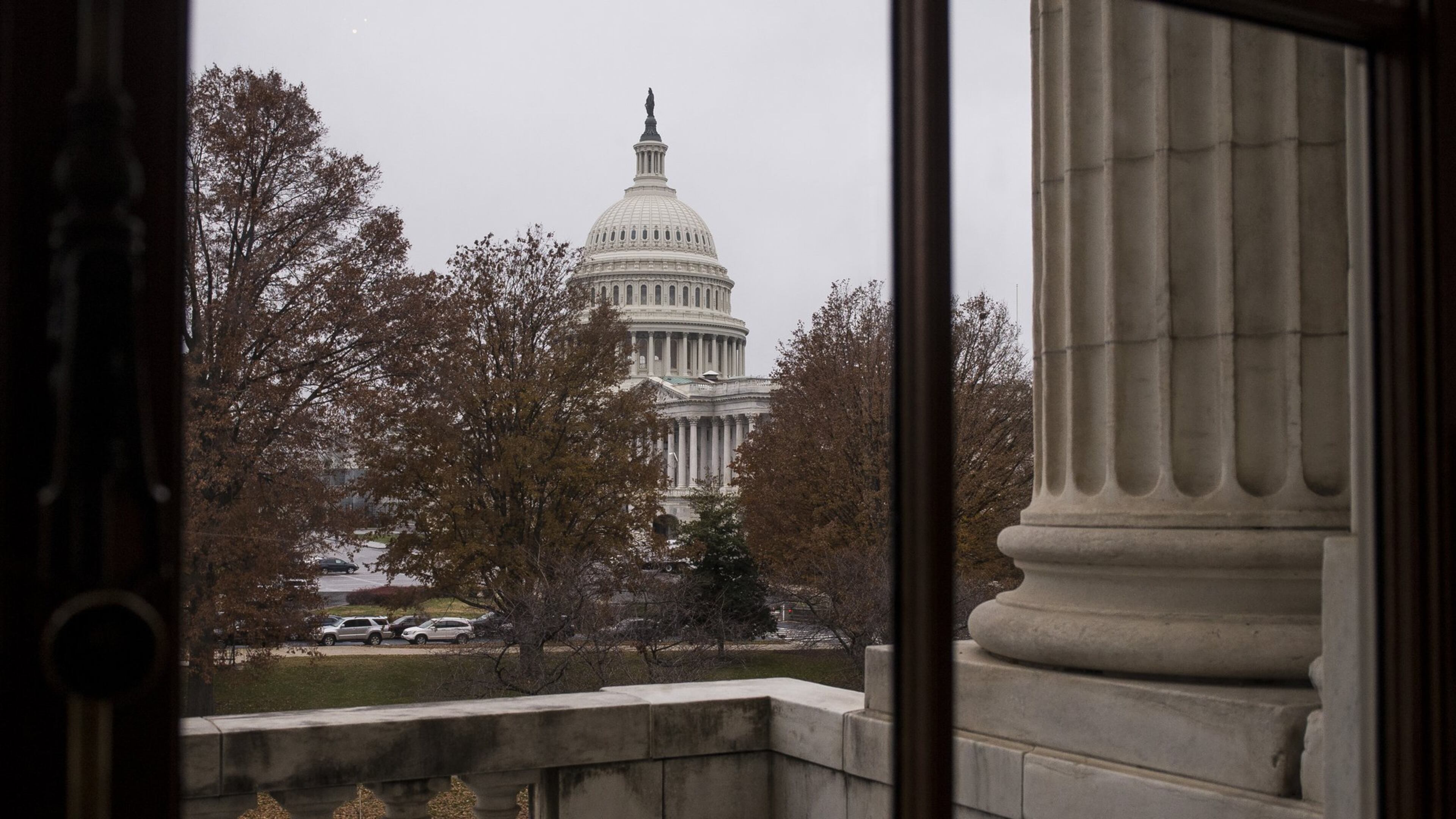 The U.S. Capitol building. (Photo by Zach Gibson/Getty Images)