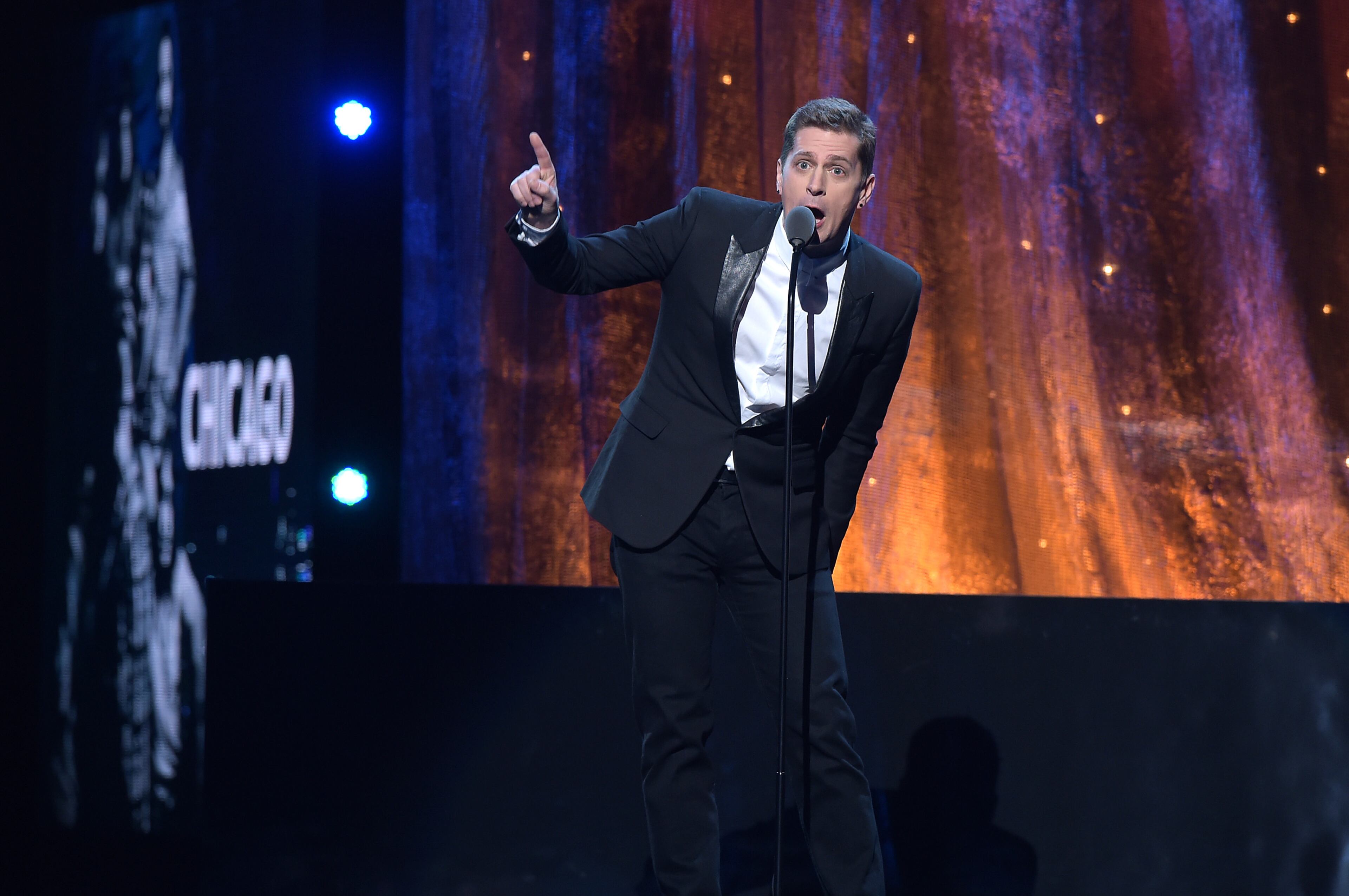 NEW YORK, NEW YORK - APRIL 08: Rob Thomas inducts Chicago at the 31st Annual Rock And Roll Hall Of Fame Induction Ceremony at Barclays Center on April 8, 2016 in New York City. (Photo by Theo Wargo/Getty Images)