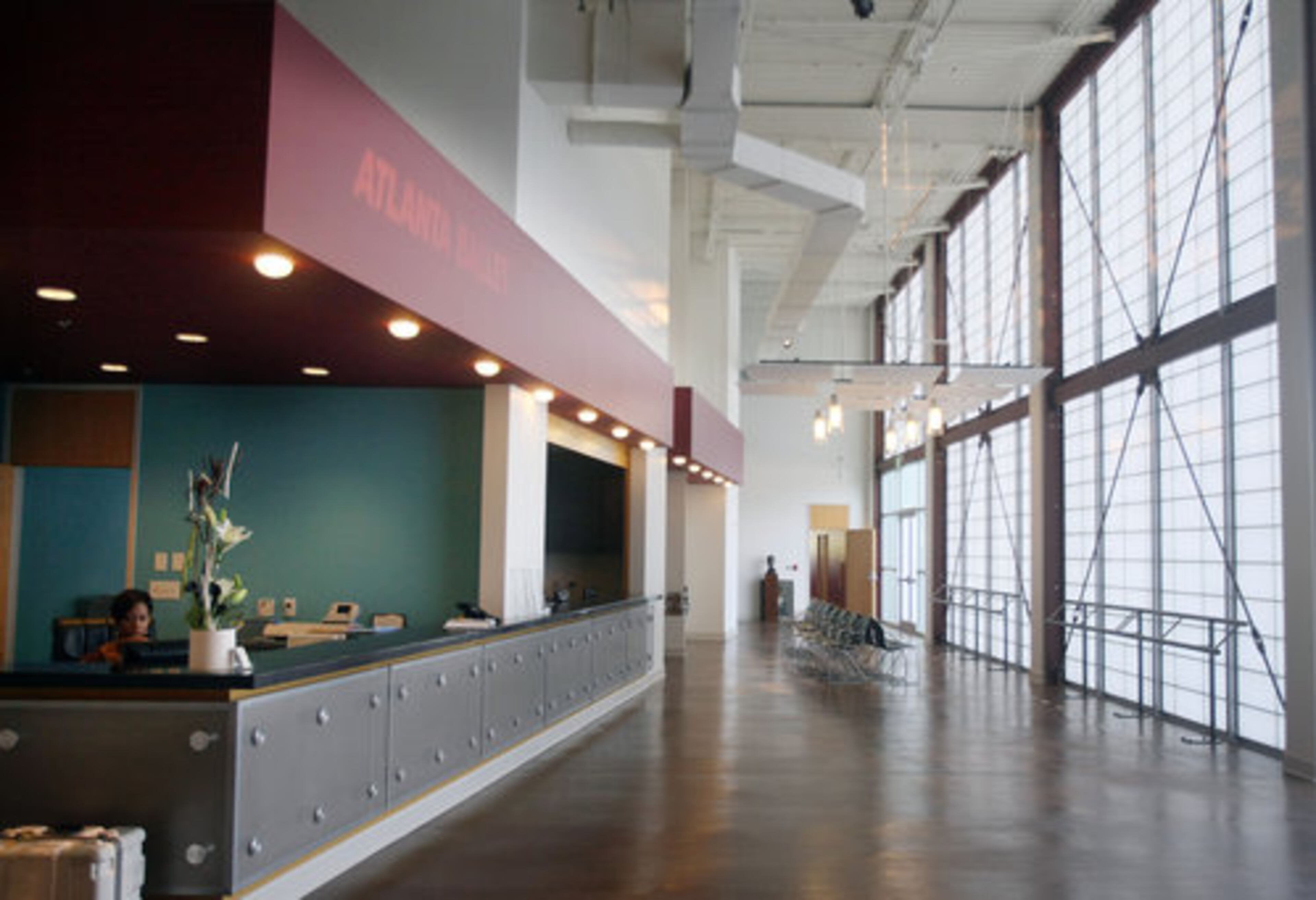 The $10.9 million Michael C. Carlos Dance Centre includes five full-size dance studios, a physical therapy suite, student library, costume shop, dressing rooms for the professional company and students, scenery storage, box office and boutique.