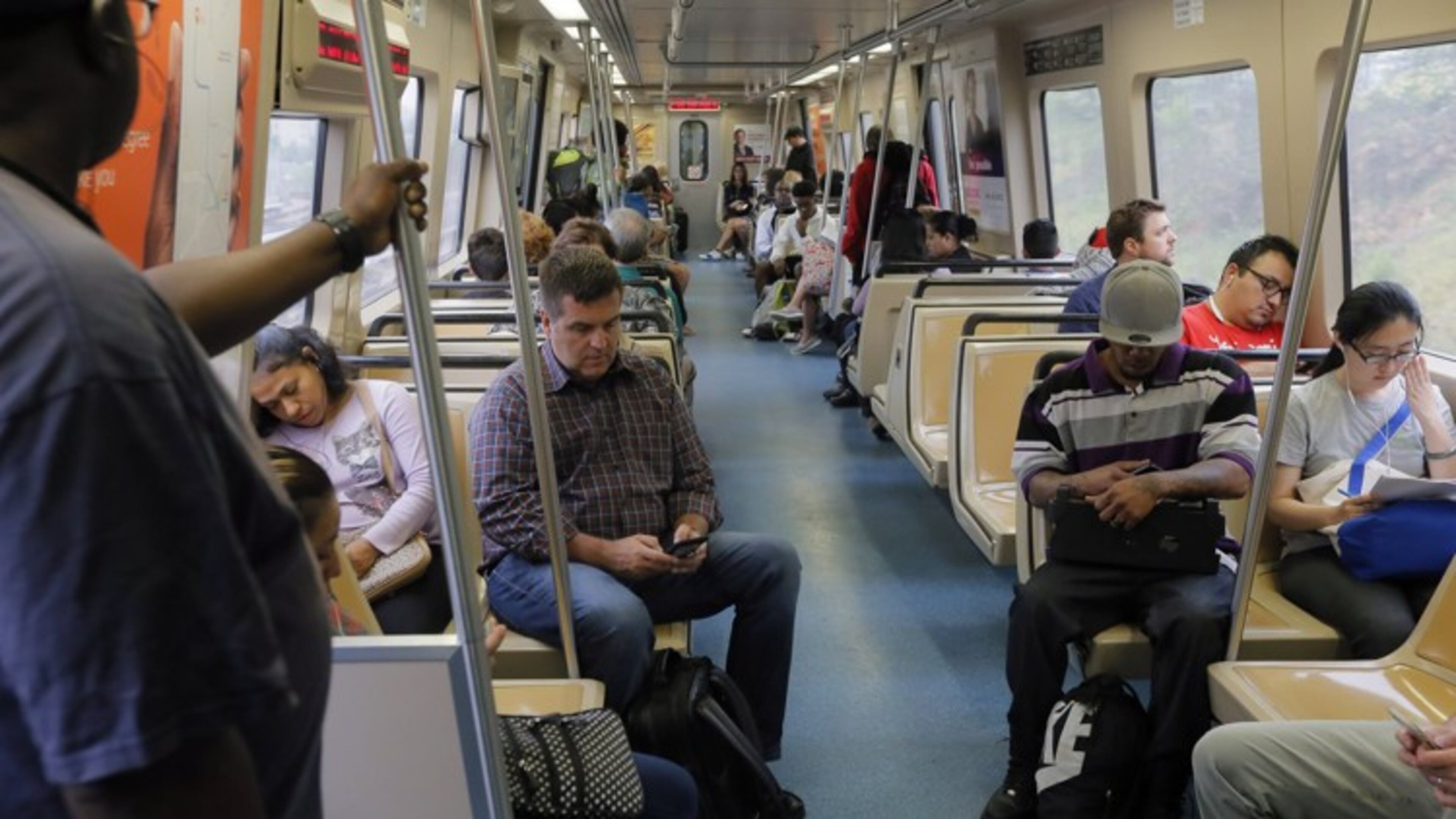 When will MARTA trains have free Wi-Fi?